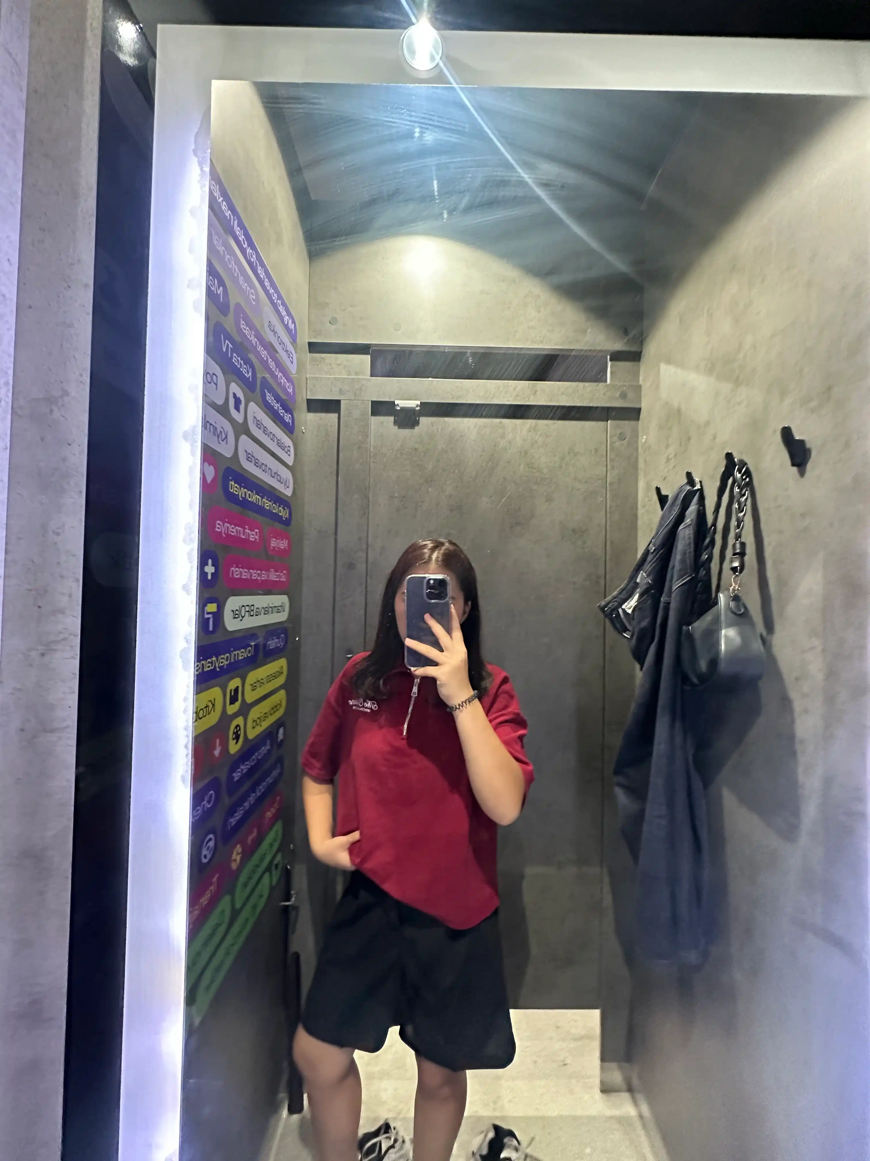 Ayollar uchun bermuda shortiklar, baland bel, erkin fason, yozgi