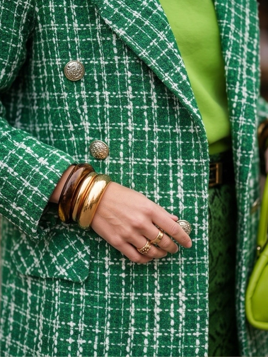 Zara yoki Chanel uslubidagi tvid pidjak, zamonaviy katta o‘lchamli pidjak