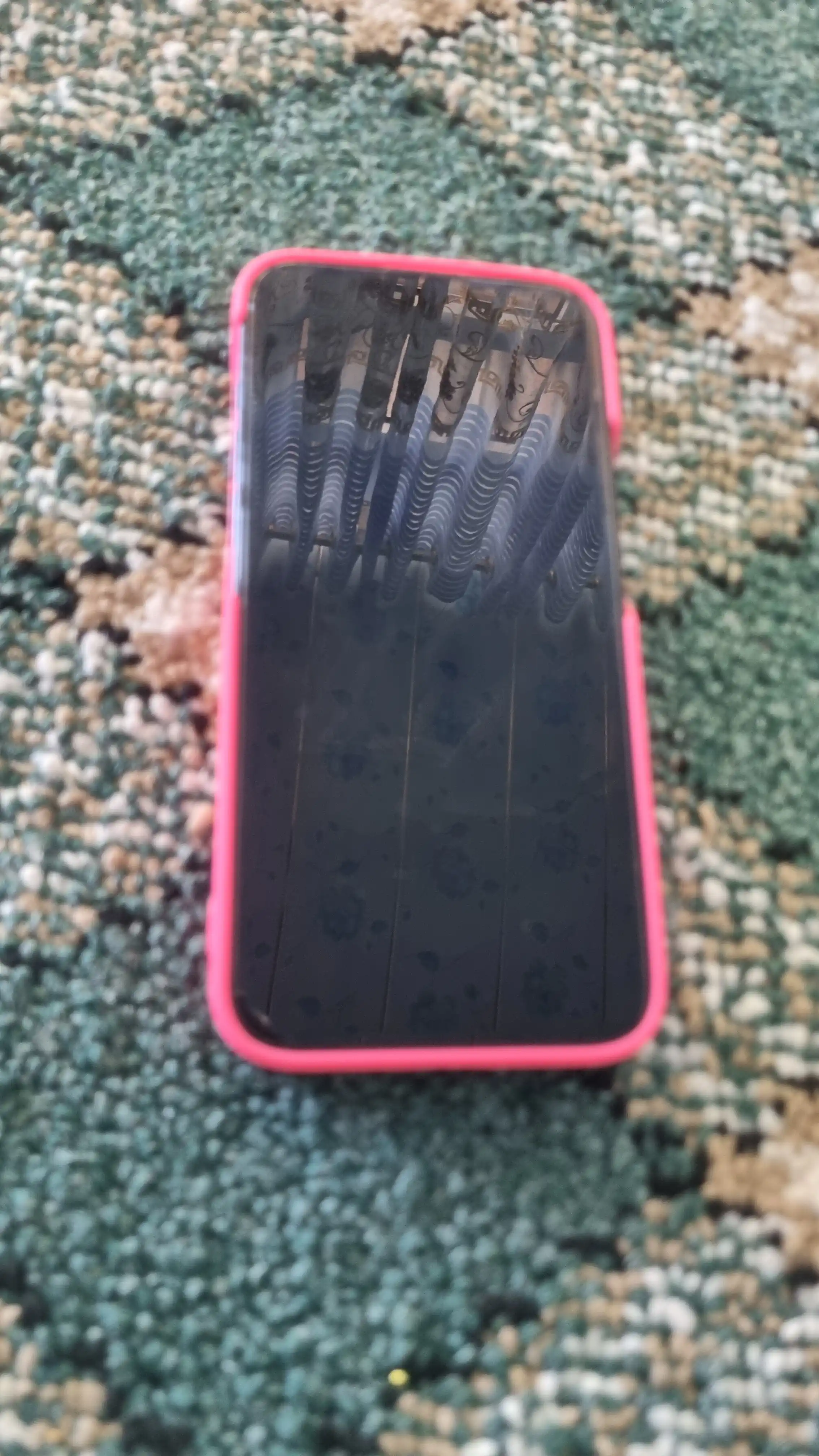 IPhone 12, 13, 14, 15, 16 Pro Max uchun yumshoq g‘ilof