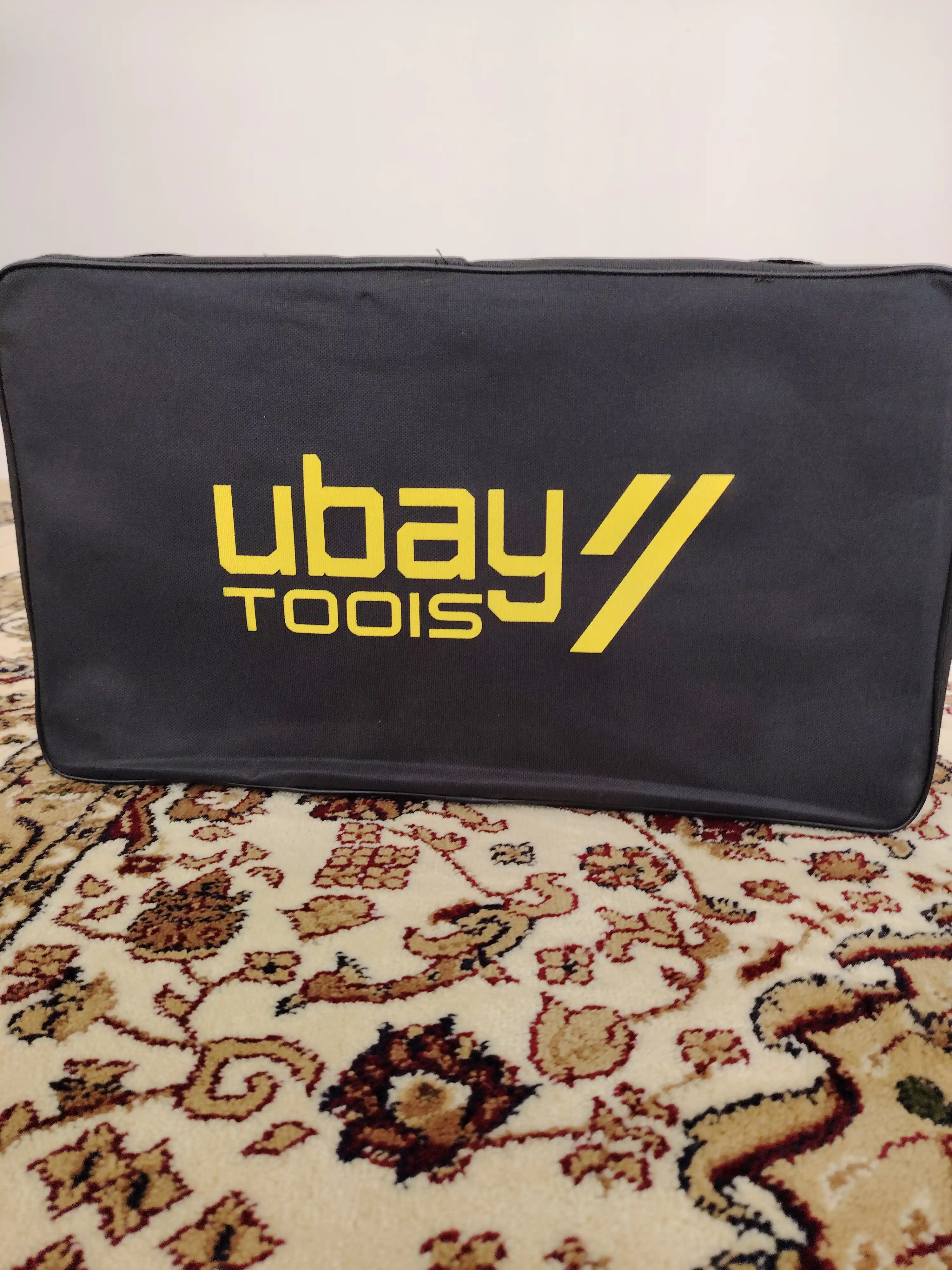 Лазерный уровень Ubay 4D 16 линий: штатив 1м, 2 аккумулятора, очки и пульт UB-4C