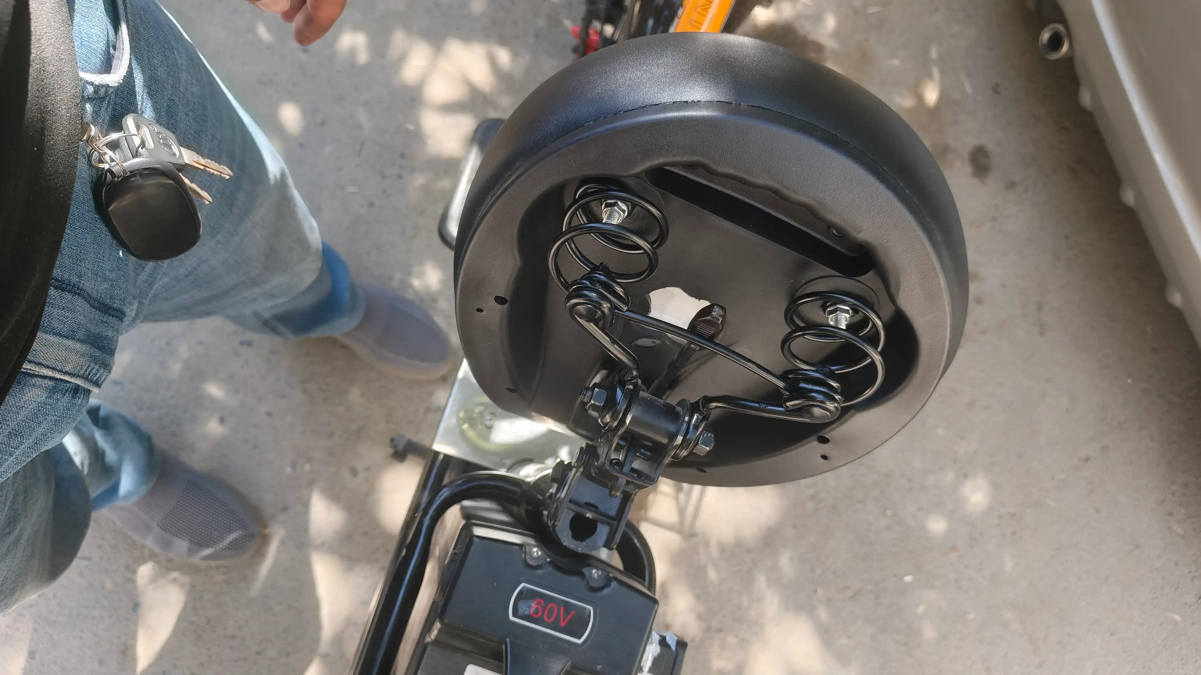 Elektr velosiped va skuter egari
