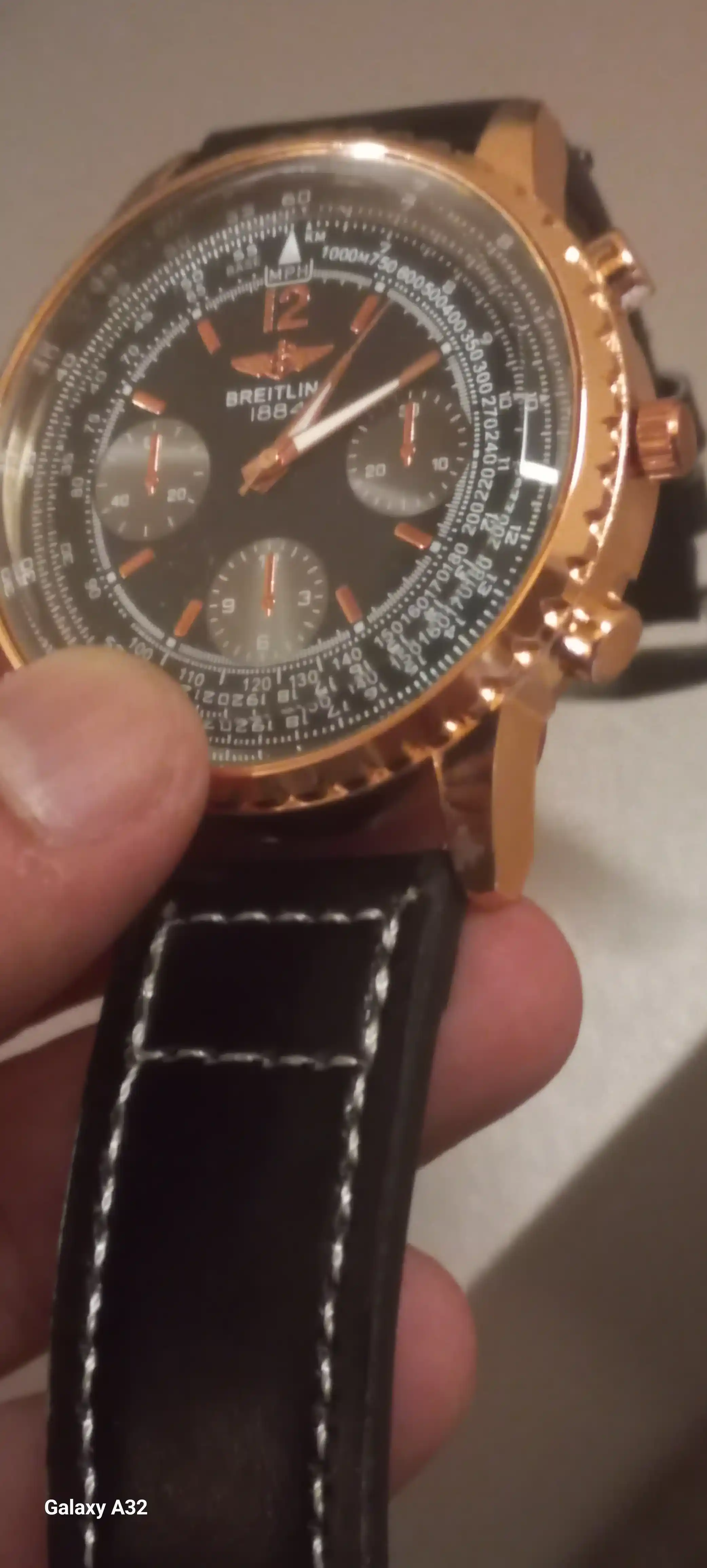 Еrkaklar soati BREITLING-dan