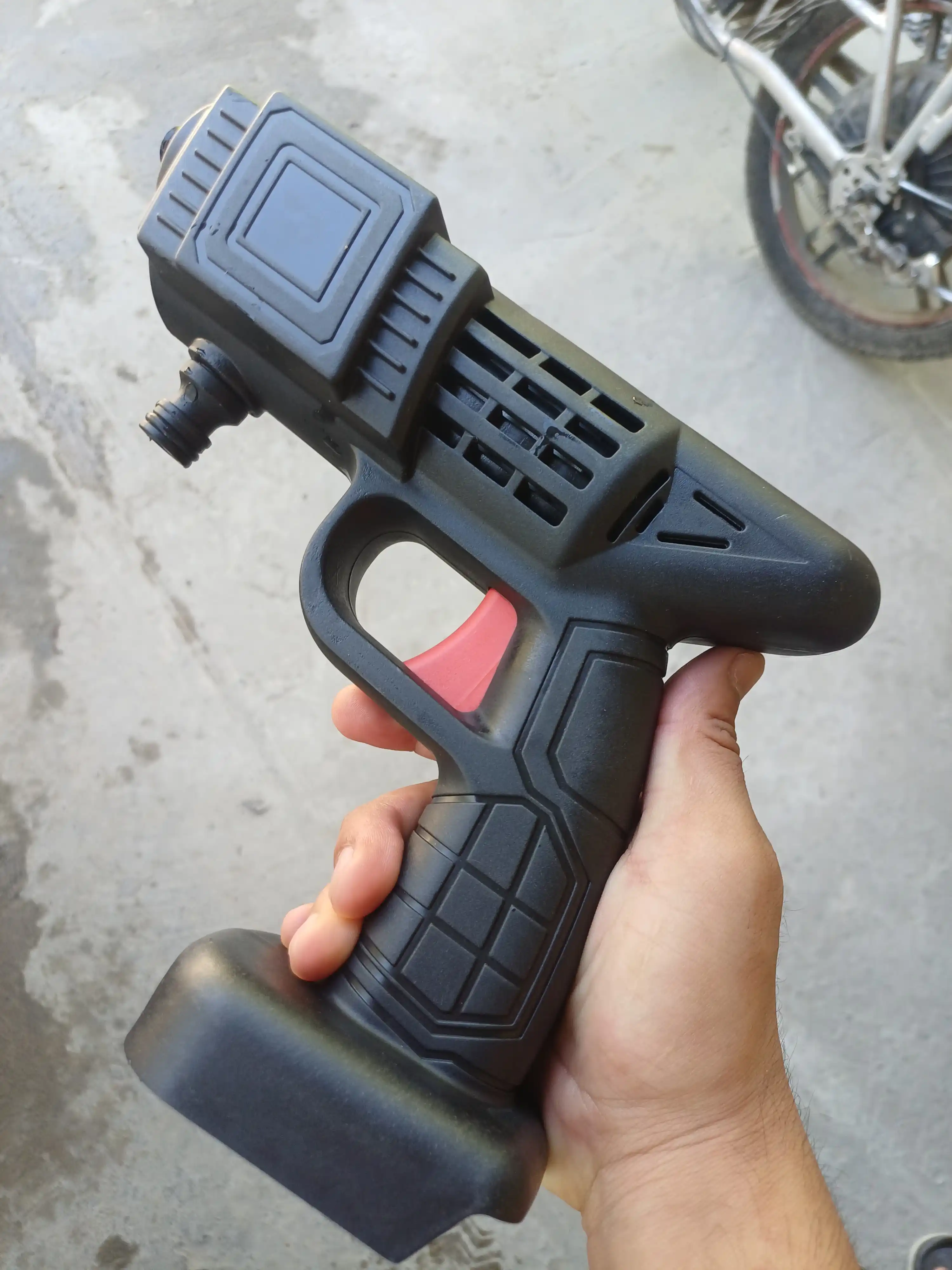 Akkumulyatorli mini moyka 48V, avtomobil va uy uchun ko‘pikli bosimli purkagich