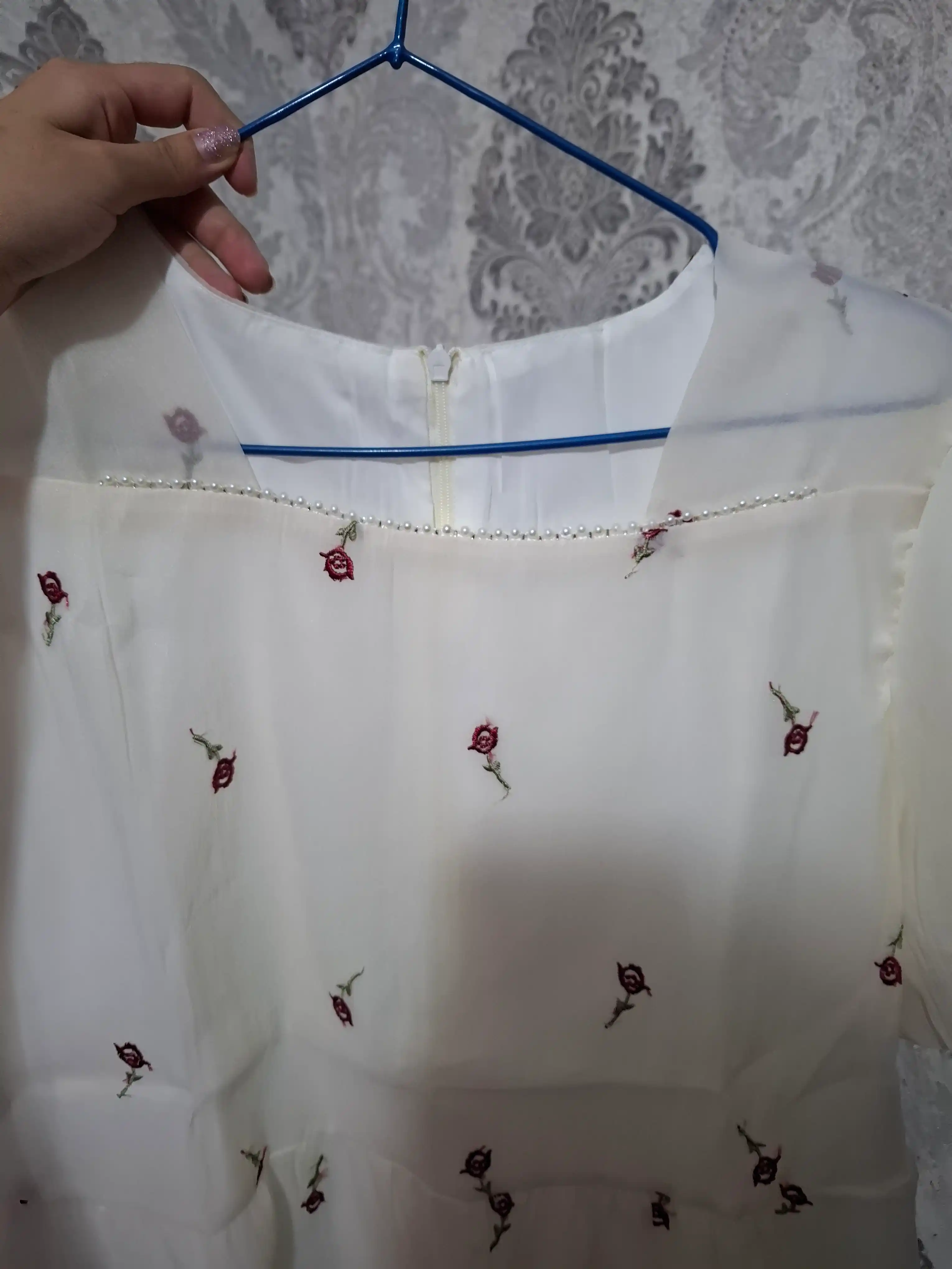 Блузки и рубашки для девушек