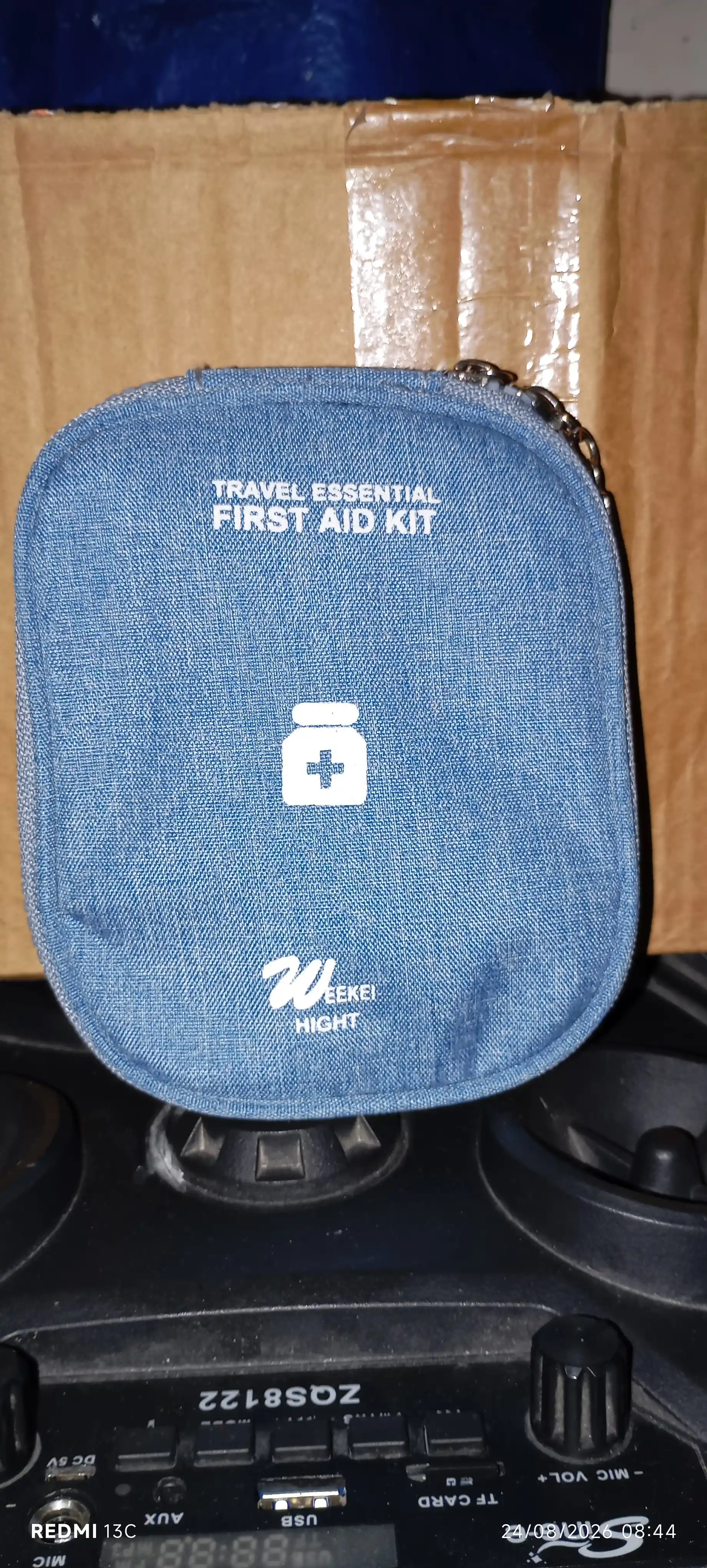 First Aid Kit Aptechka, yo'l uy uchun, dorilar uchun organayzer