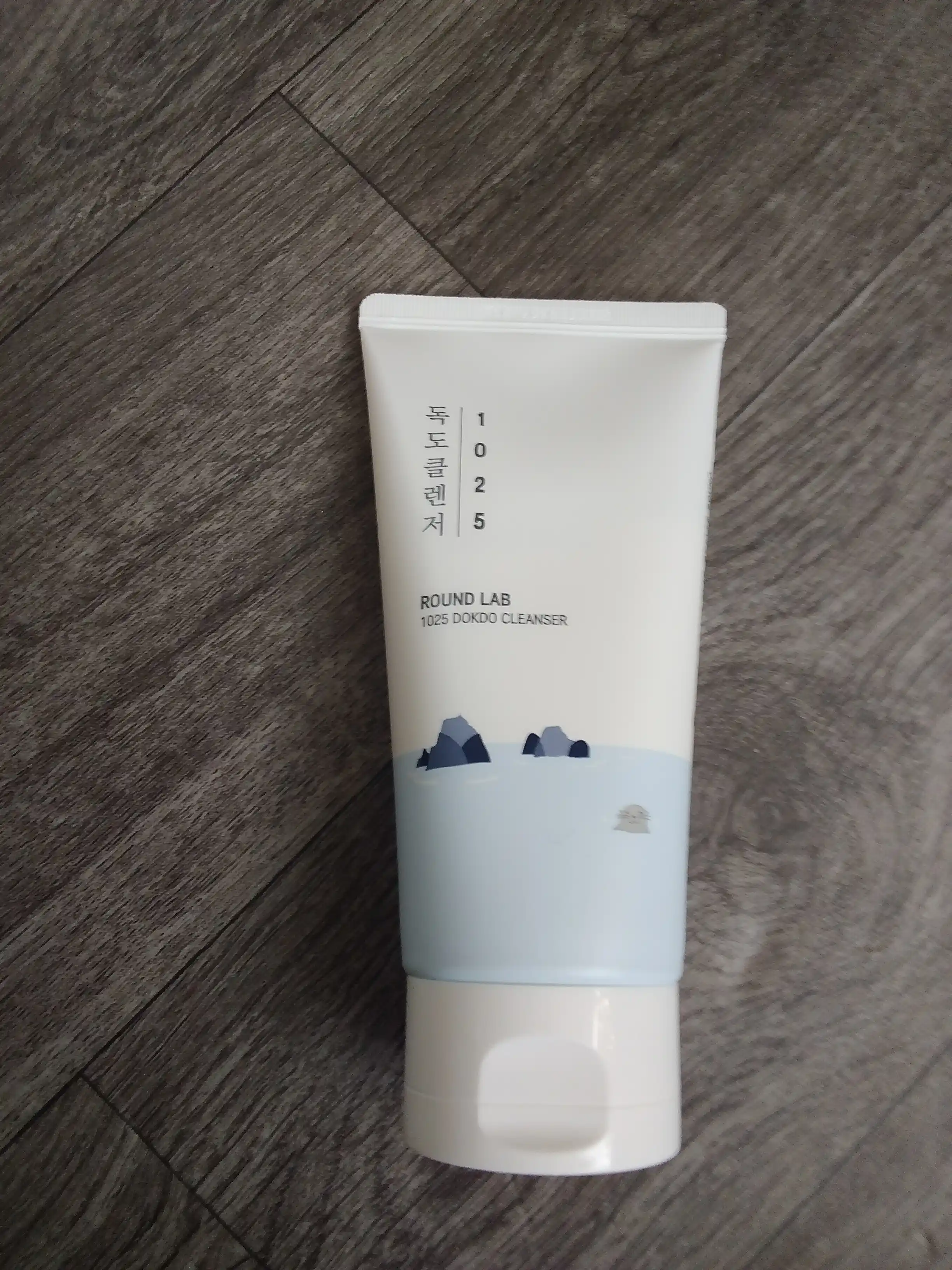 Round Lab Dokdo yuvish uchun penka, dengiz suvi, ko'pik, tozalash yuz penka, 150 ml
