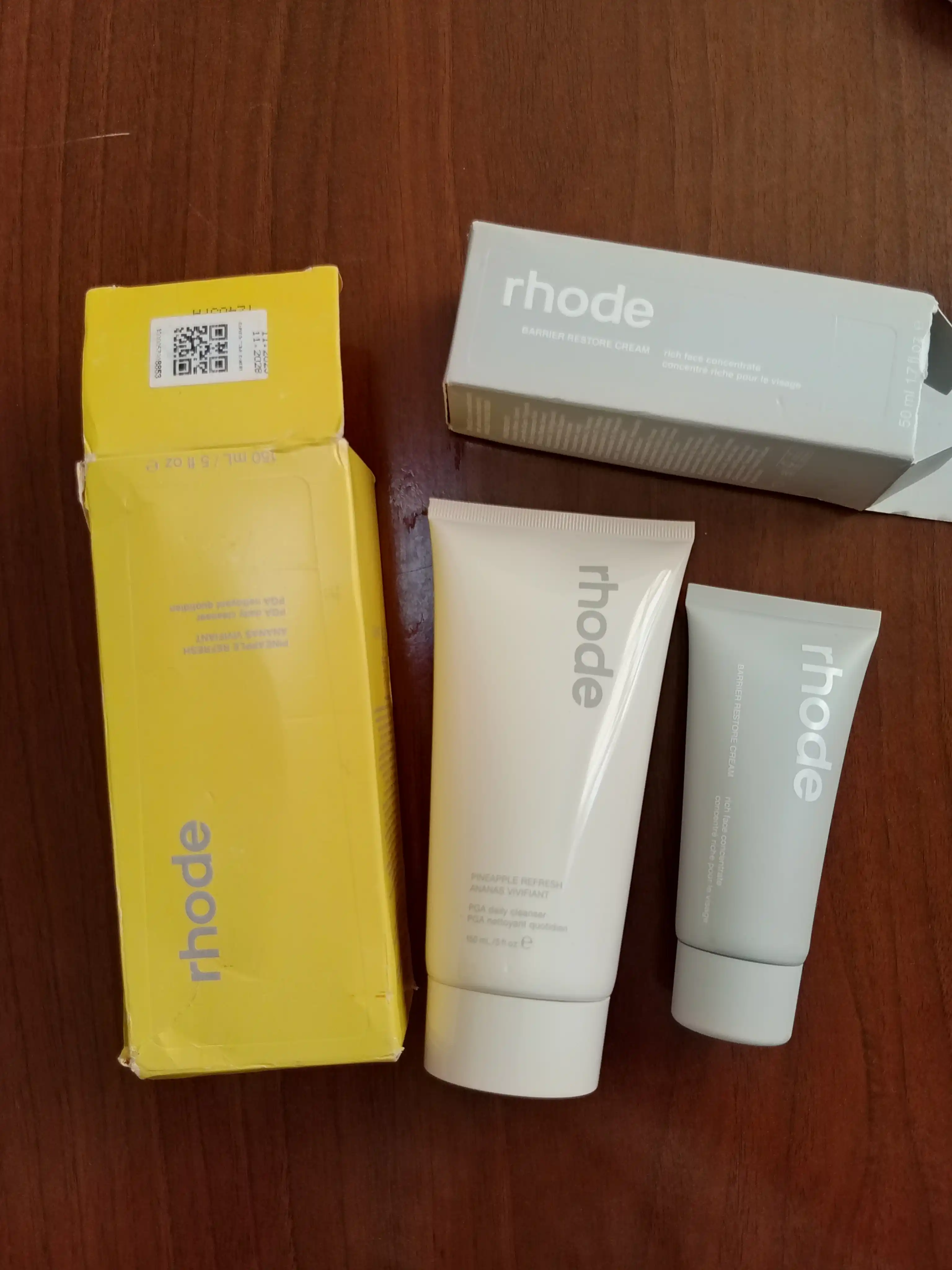 Rhode Barrier Restore Cream - terini himoya qilish va tiklash uchun universal krem