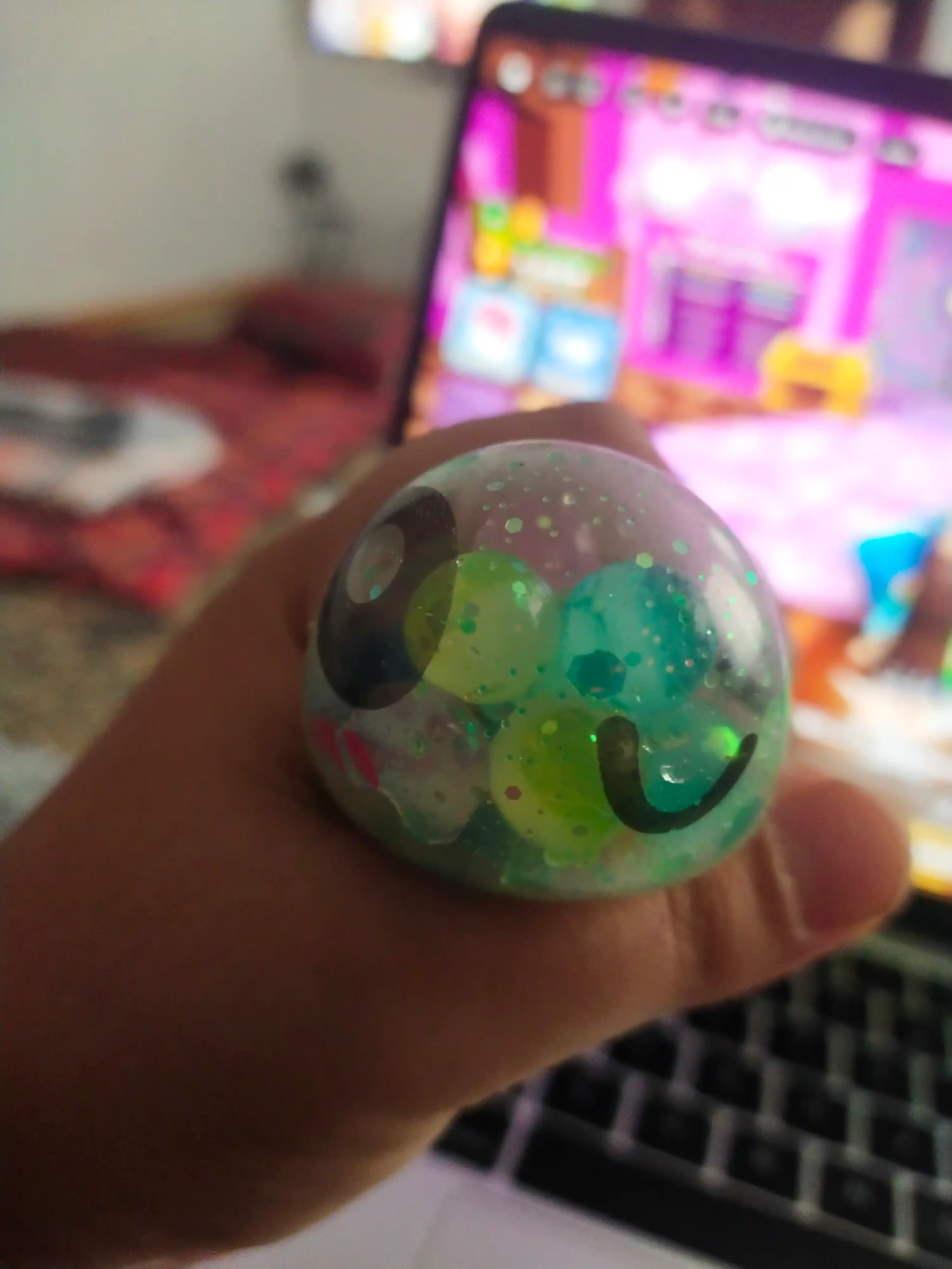 Сквиш антистресс Glitter Nozik, мягкая игрушка Squishy, случайный цвет (сюрприз) 5 см