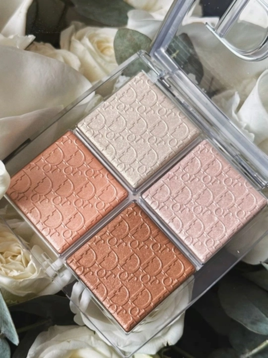 Dior qovoq ten palitrasi, yuz soyalari va haylayteri - 