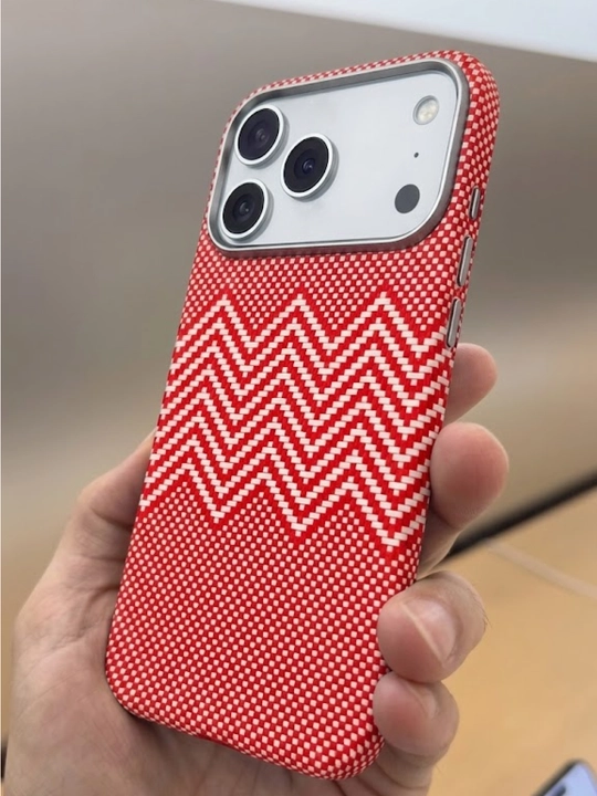 Ultra Slim Carbon Style Case для iPhone 17 и 18 Pro / Pro Max — ультратонкий чехол