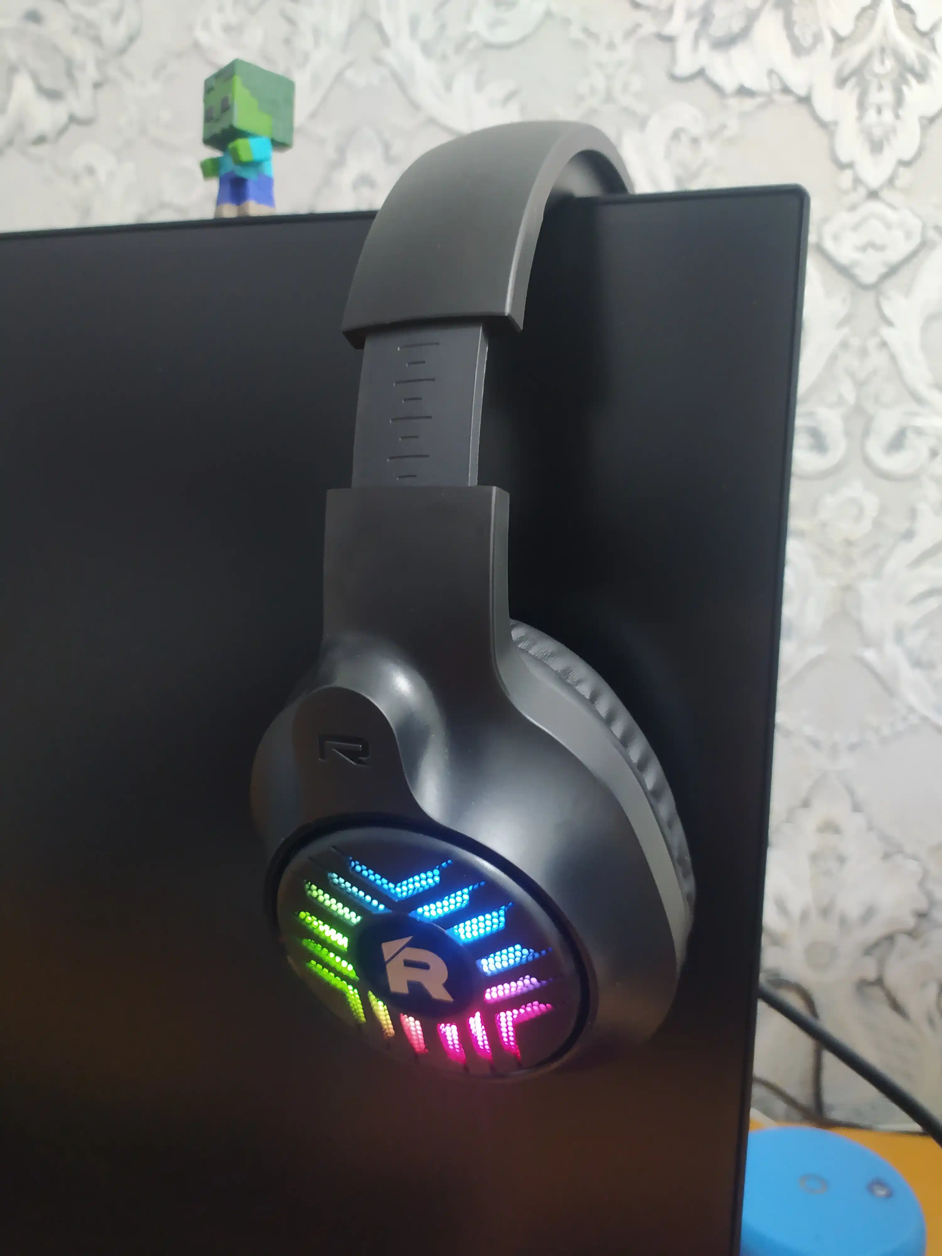 Remax RM-705 Gaming — проводные игровые наушники с микрофоном и RGB-подсветкой
