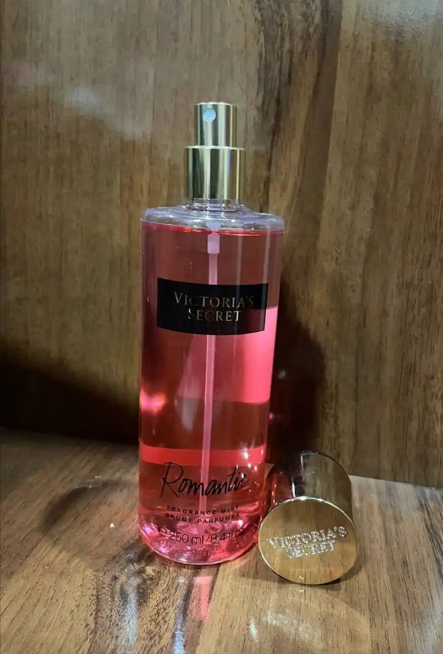 Cпрей для тела Victoria's Secret Temptation для женщин, фруктово-цветочный аромат, 250 мл