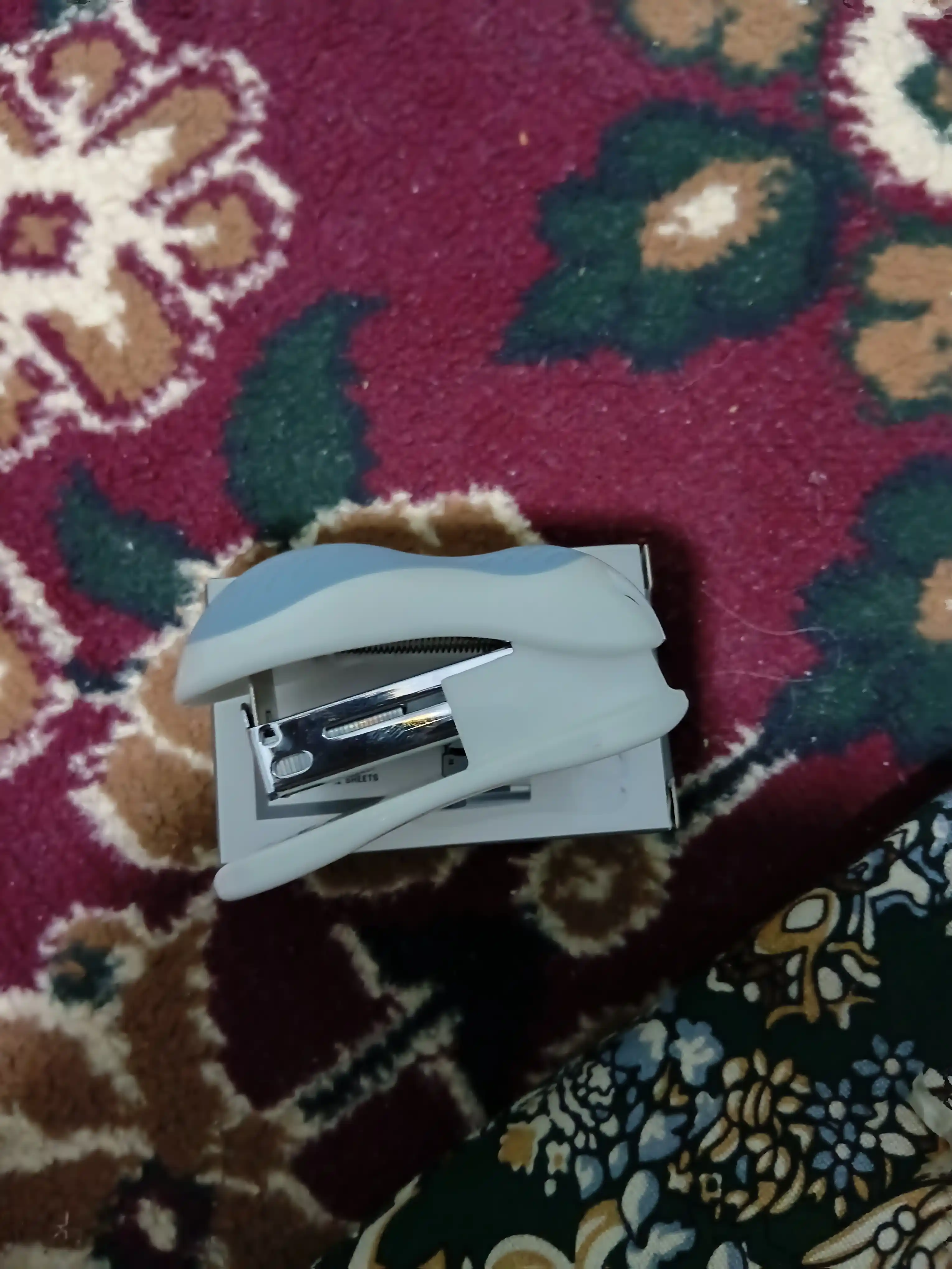 Stapler 24/6 (sn) 0304 Deli