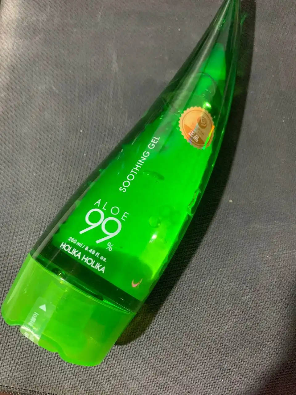 Holika Holika Aloe 99% Soothing Gel, yuz va tana uchun namlantiruvchi aloe geli, 250 ml