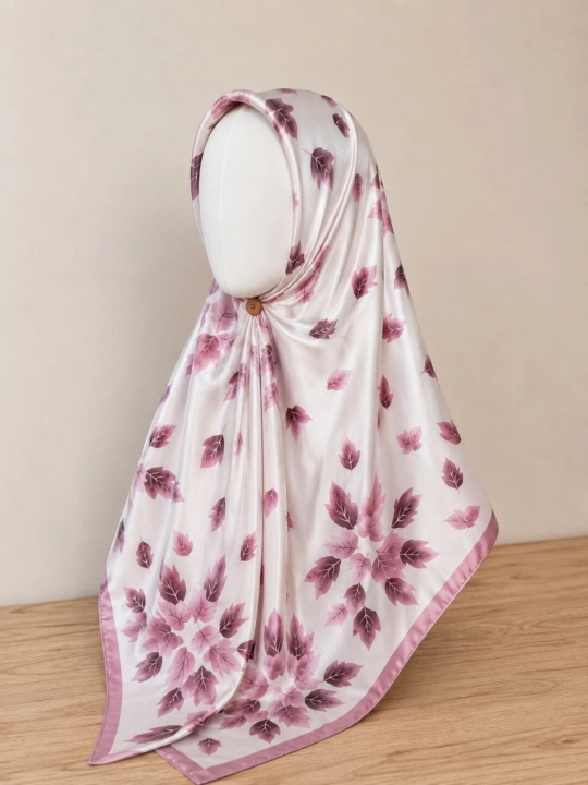 Женский платок Italian Silk из натурального шёлка, 110×110 см, с цветочным принтом