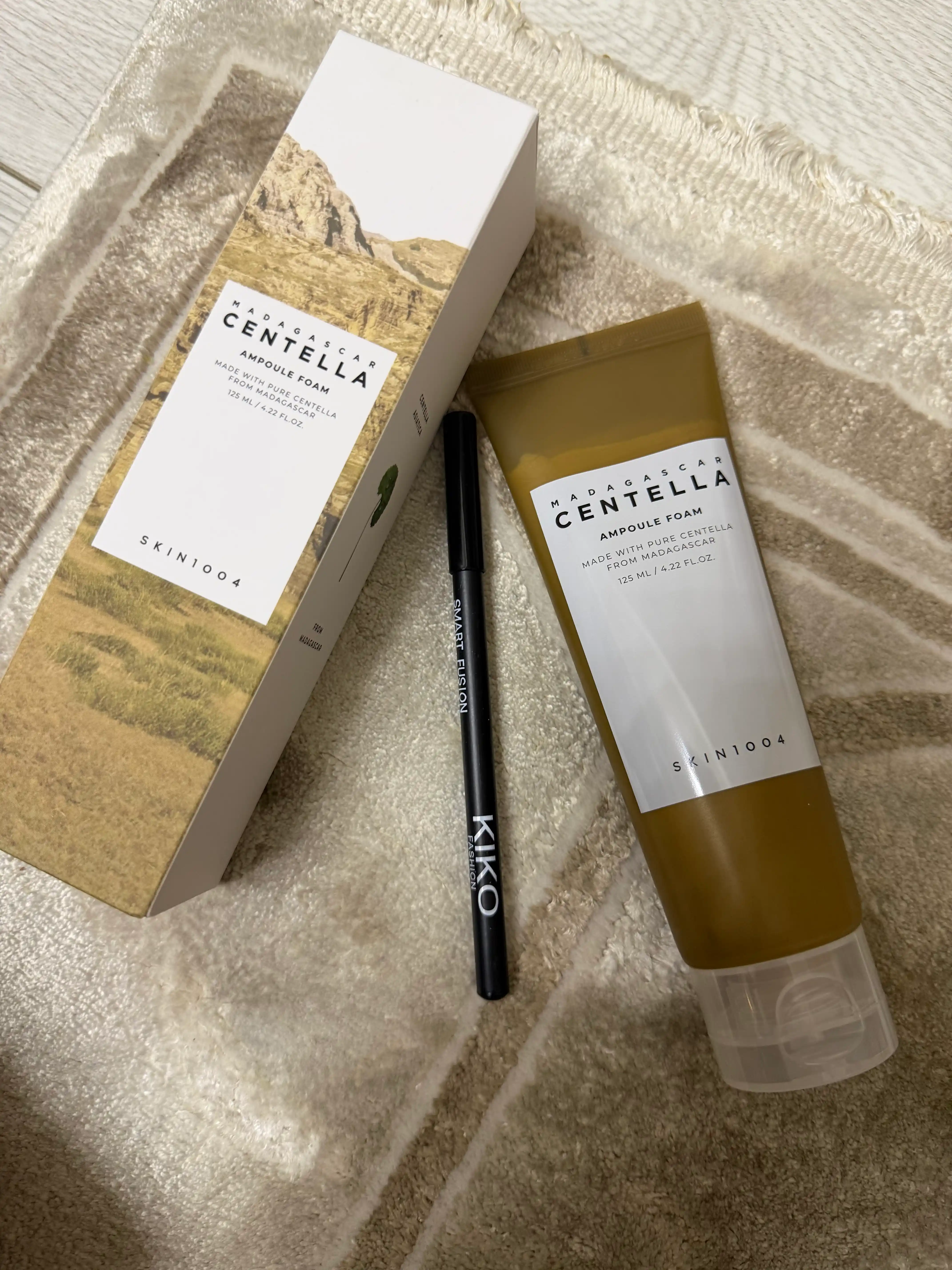 Centella bilan yuvinish uchun ko'pik, Skin1004 Madagaskar Centella Ampoule ko'pik, 125 ml