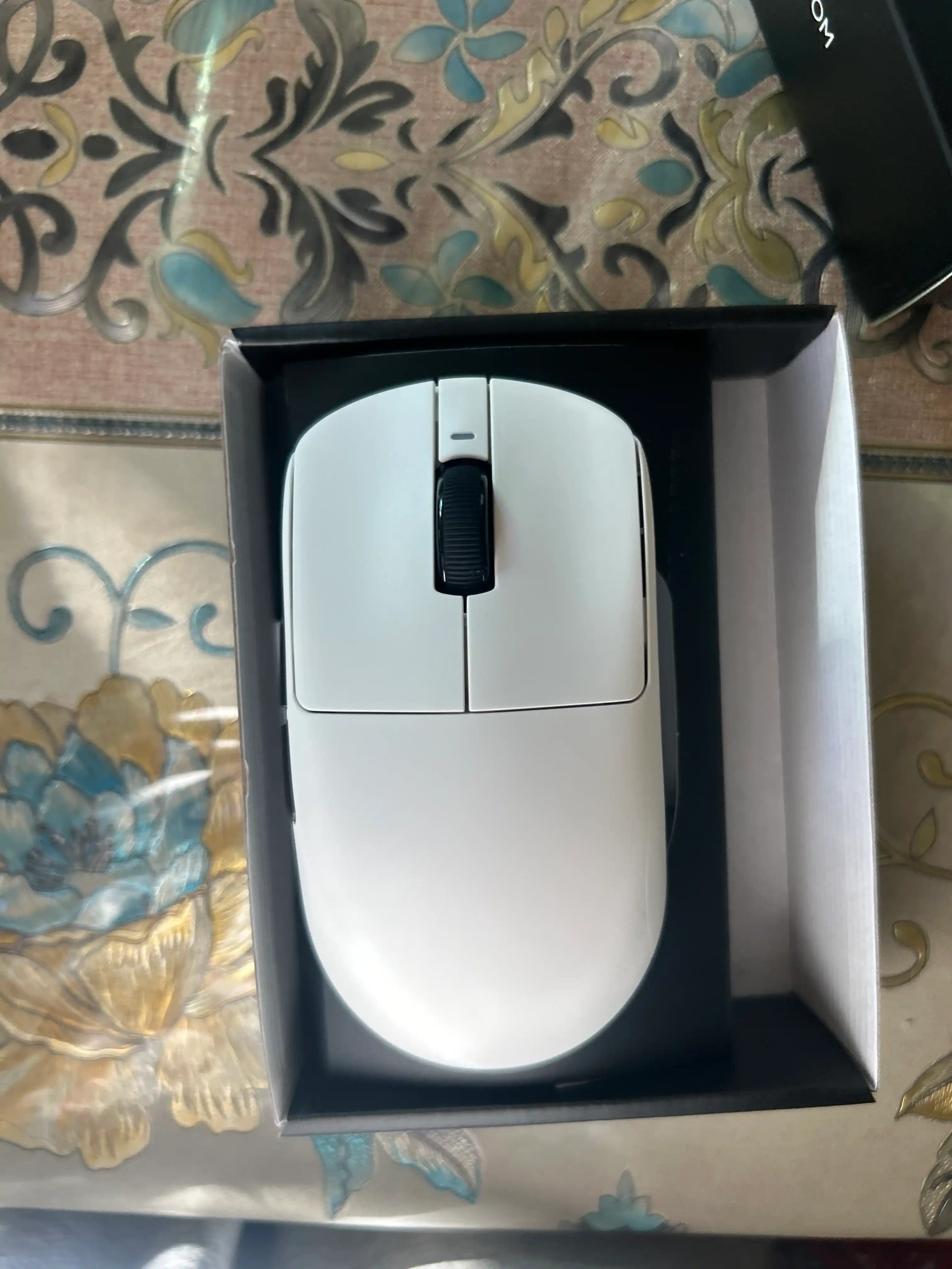 Simsiz o'yin sichqonchasi, VGN VXE R1 SE+