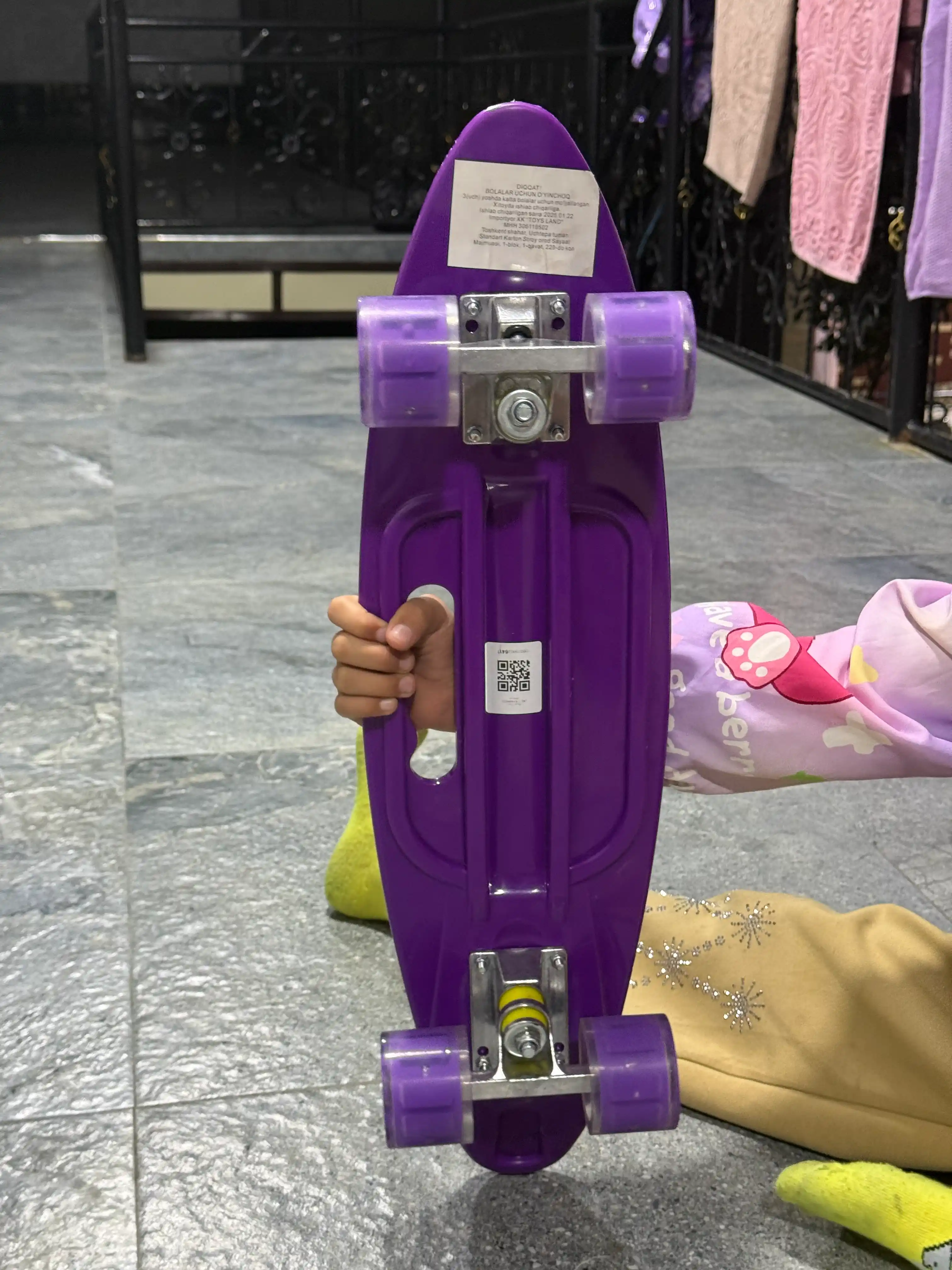 Skeytbord Penibord (Penny Board) – Yorug‘lik effektli gelliviy g‘ildiraklar