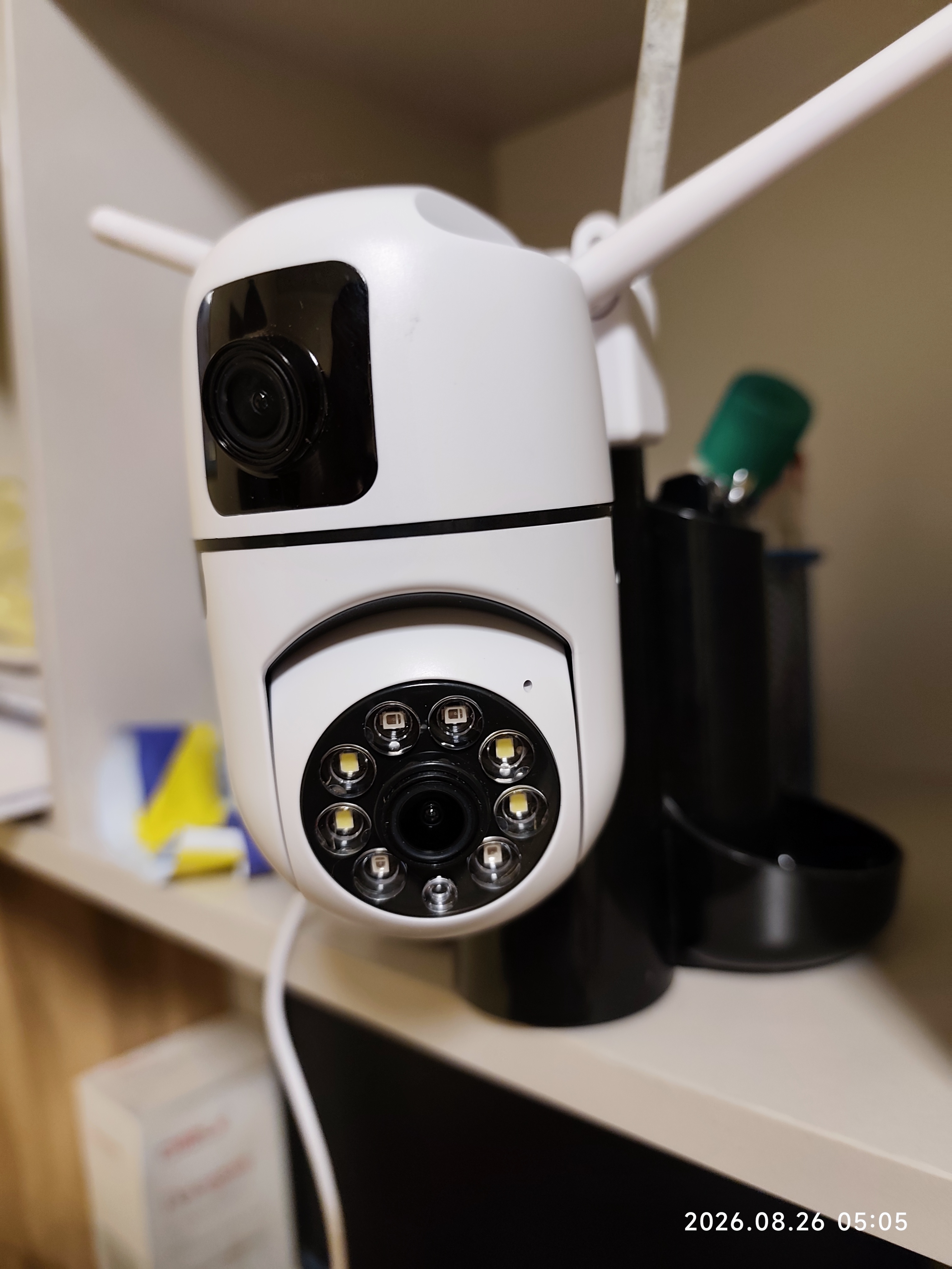 Tashqi xavfsizlik kamerasi Wi-Fi PTZ smart camera V380 pro
