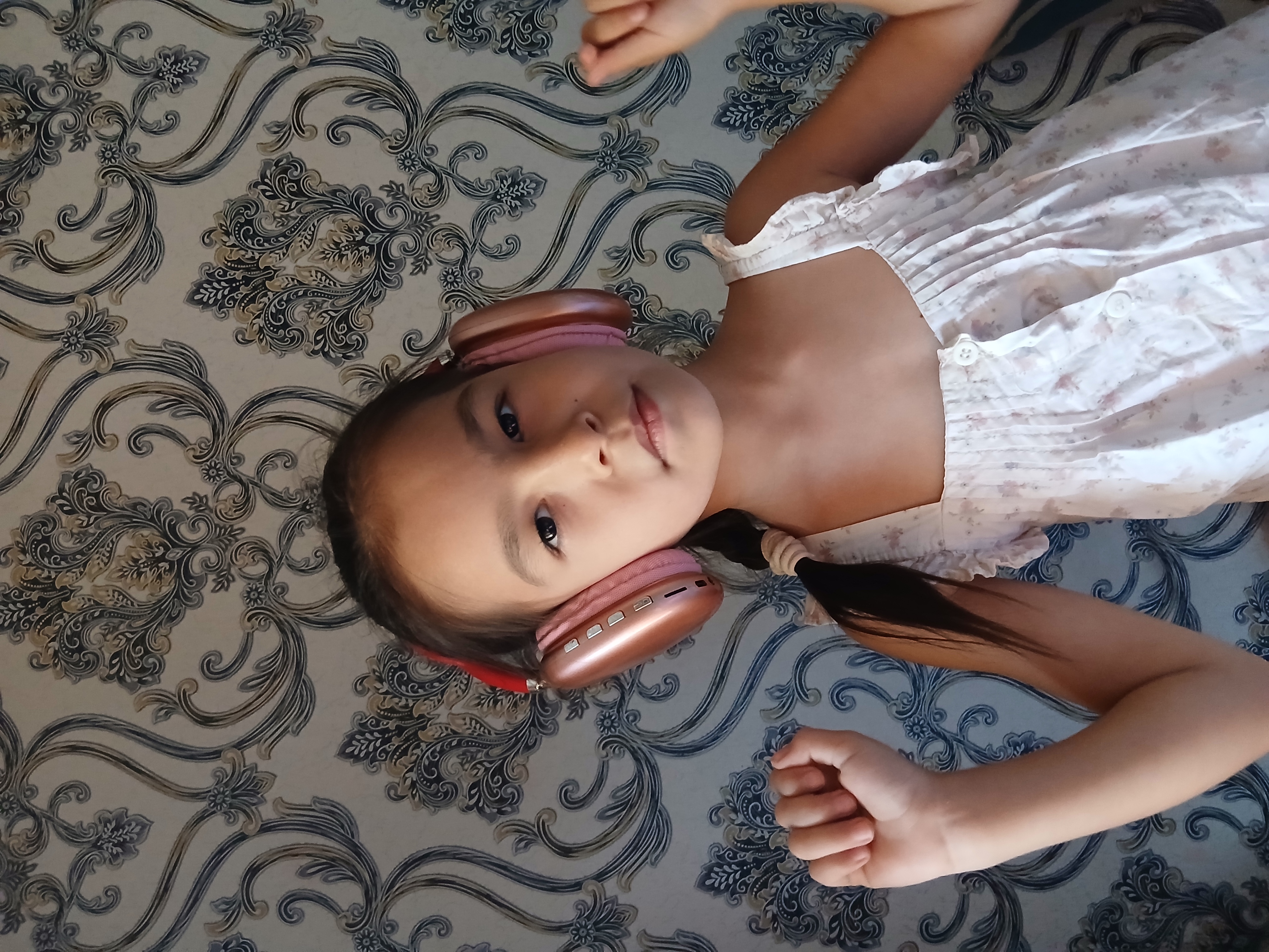 P9 simsiz Bluetooth quloqchini – Mikrofonli, buklanadigan Over-Ear naushnik