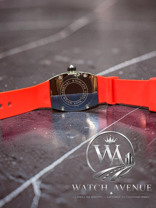 Richard Mille Ayollar qo‘l soati, batareyali mexanizm