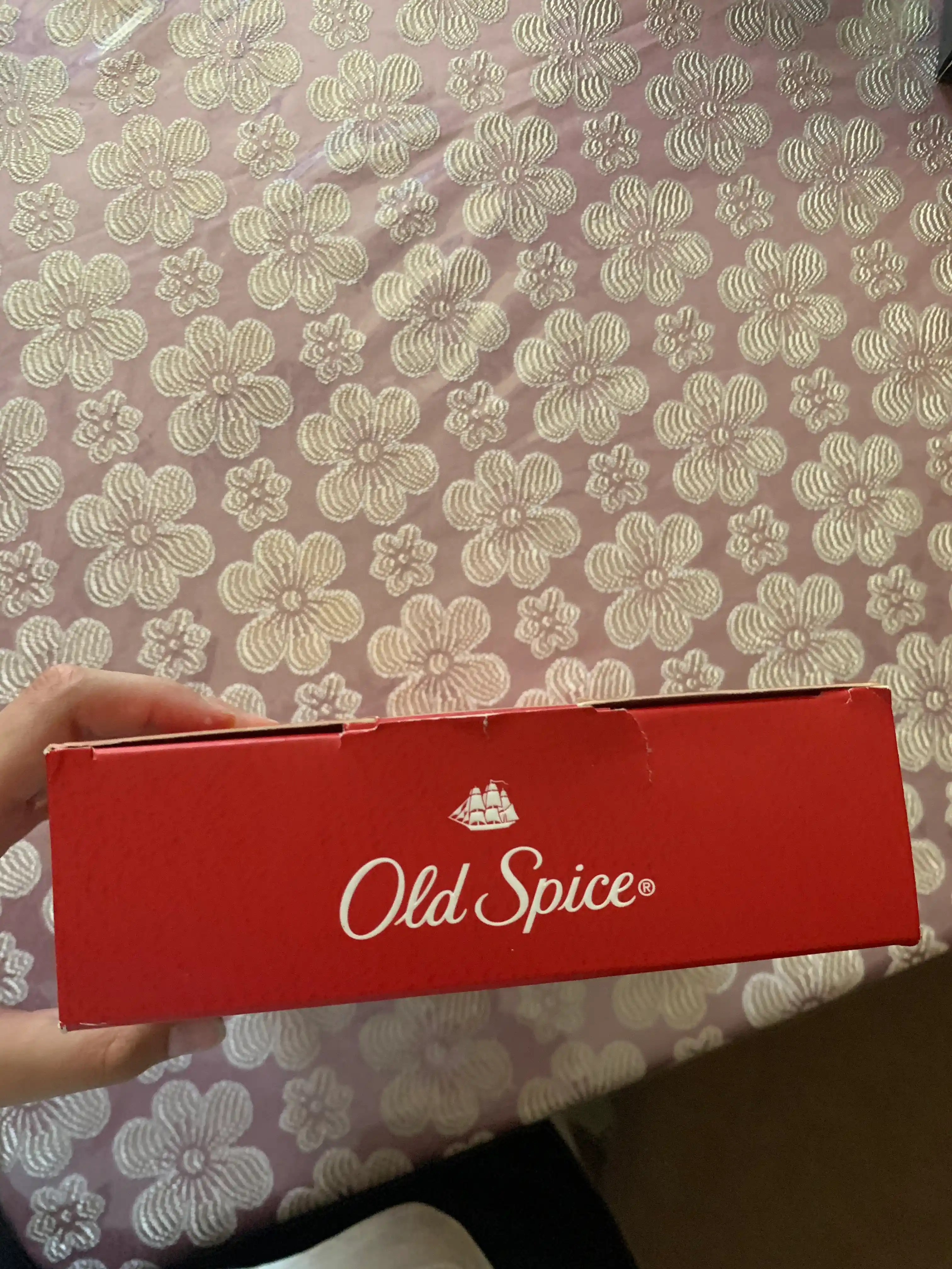 Подарочный набор Old Spice Epic Legend дезодорант стик 50мл + спрей 150мл + гель для души 250мл