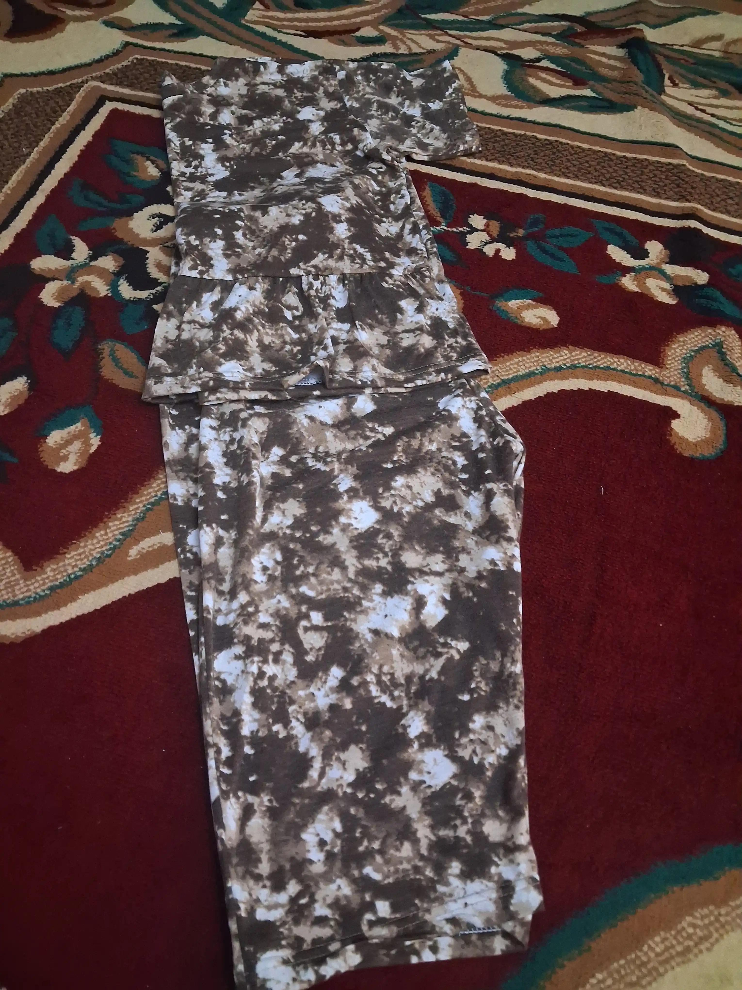Ayollar pijamasi