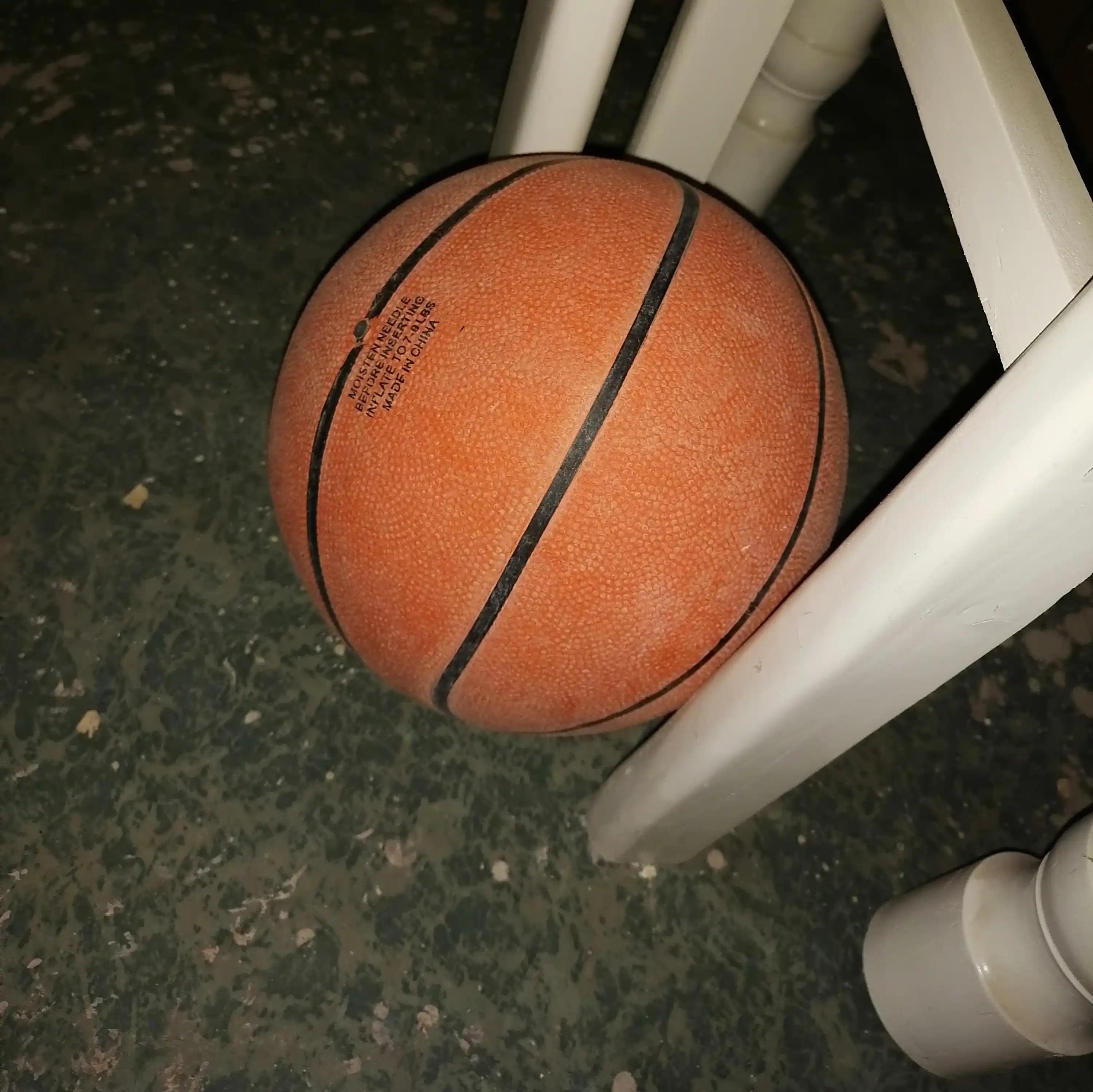 Basketbol to‘pi