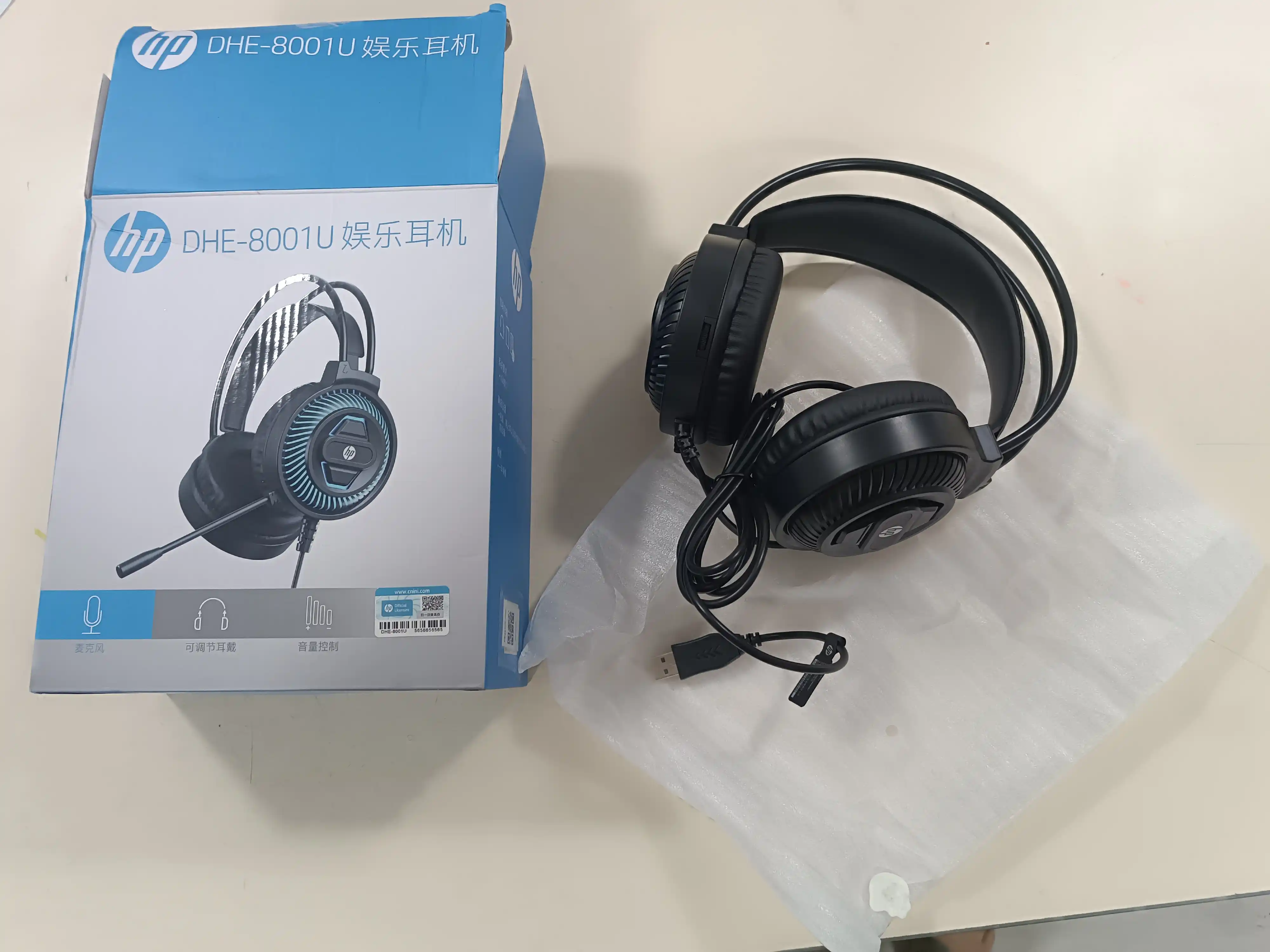 HP DHE-8001U USB mikrofonli o'yin quloqchini — Kompyuter va noutbuk uchun RGB