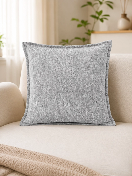 45x45 sm o‘lchamdagi yumshoq, duxoba, mikrofibrali, divan uchun dekorativ yostiq