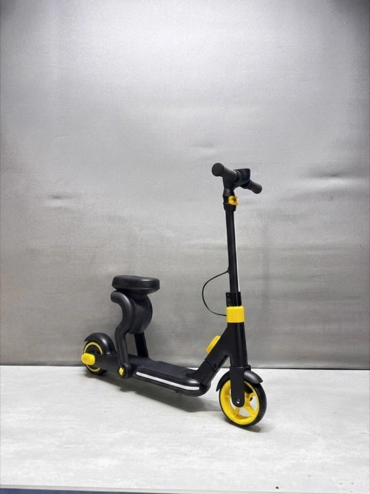 Yumshoq o'rindiqli elektr samokat