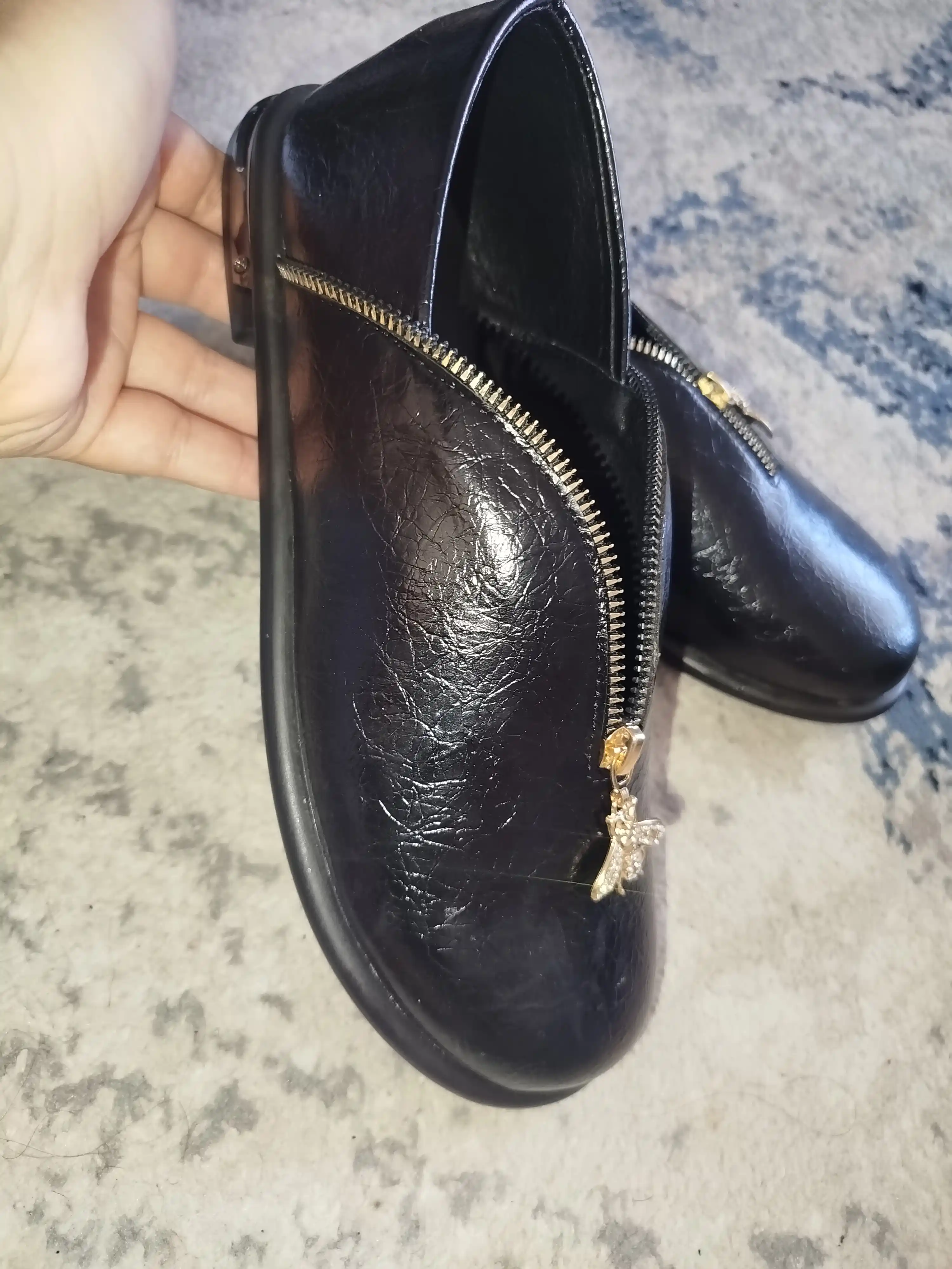 Ayollar uchun tuflilar, laklangan, charm, zamsh, zamokli, 35-40