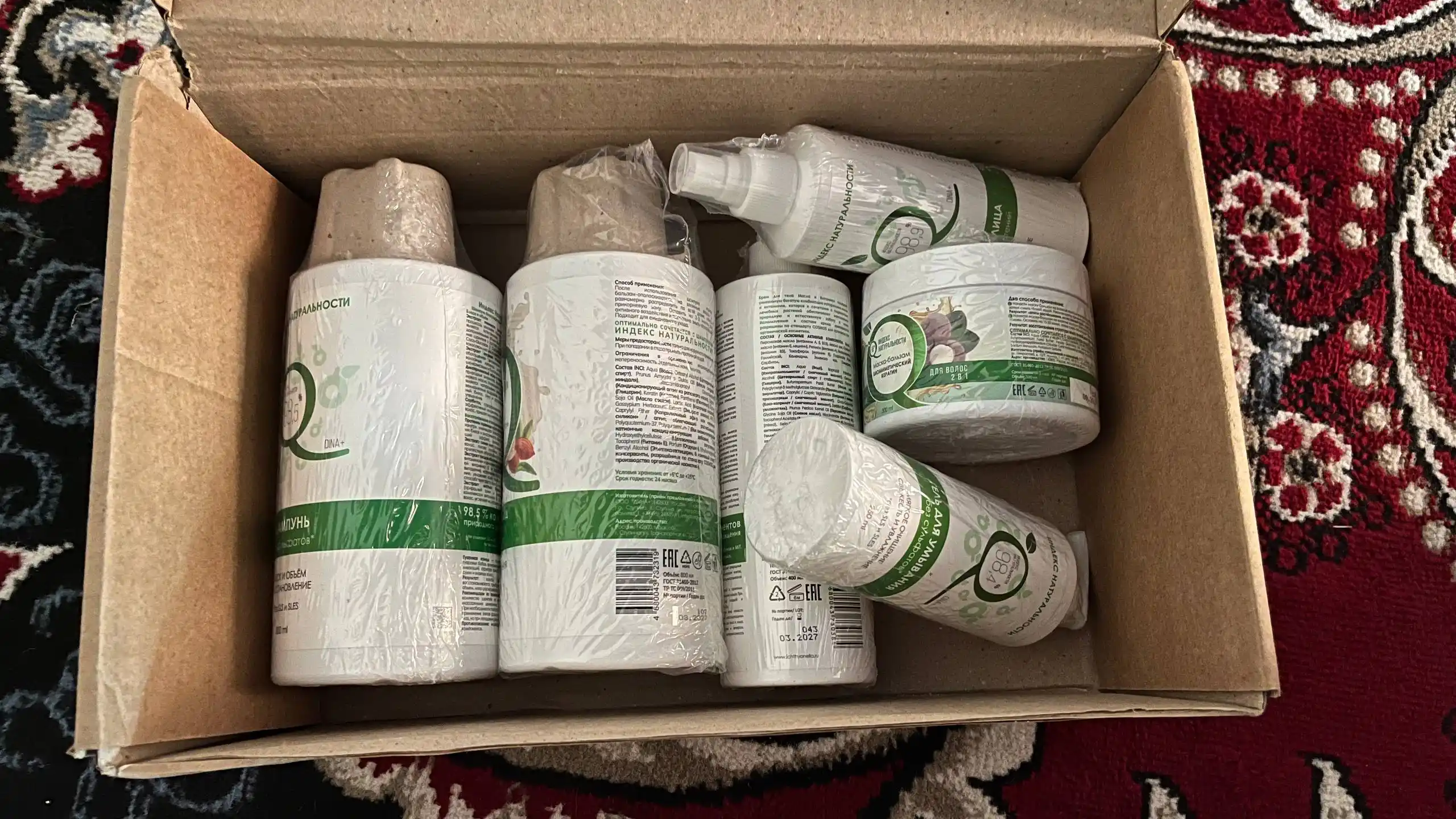 Soch shampunlari to‘plami, ayollar balzami va niqobi