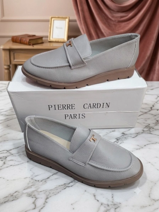 Ayollar mokasini