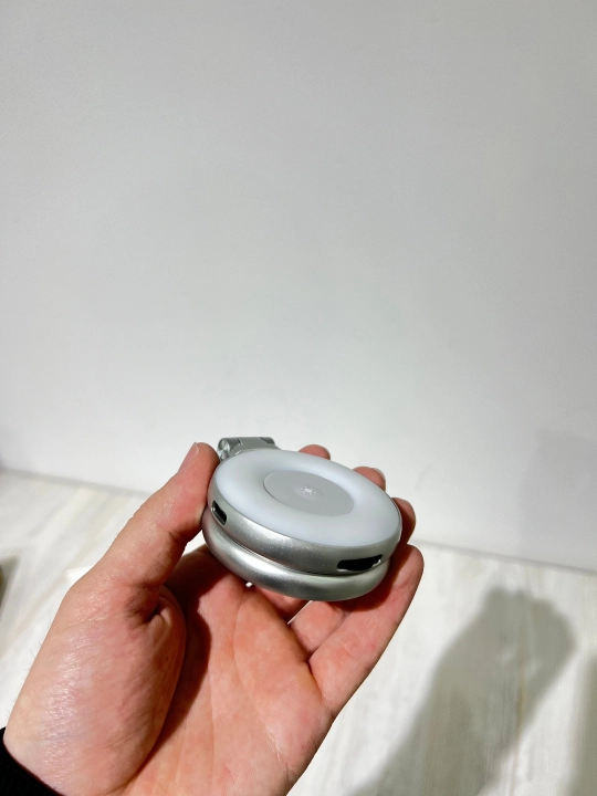 Портативная магнитная LED лампа MagSafe для смартфона с регулировкой яркости
