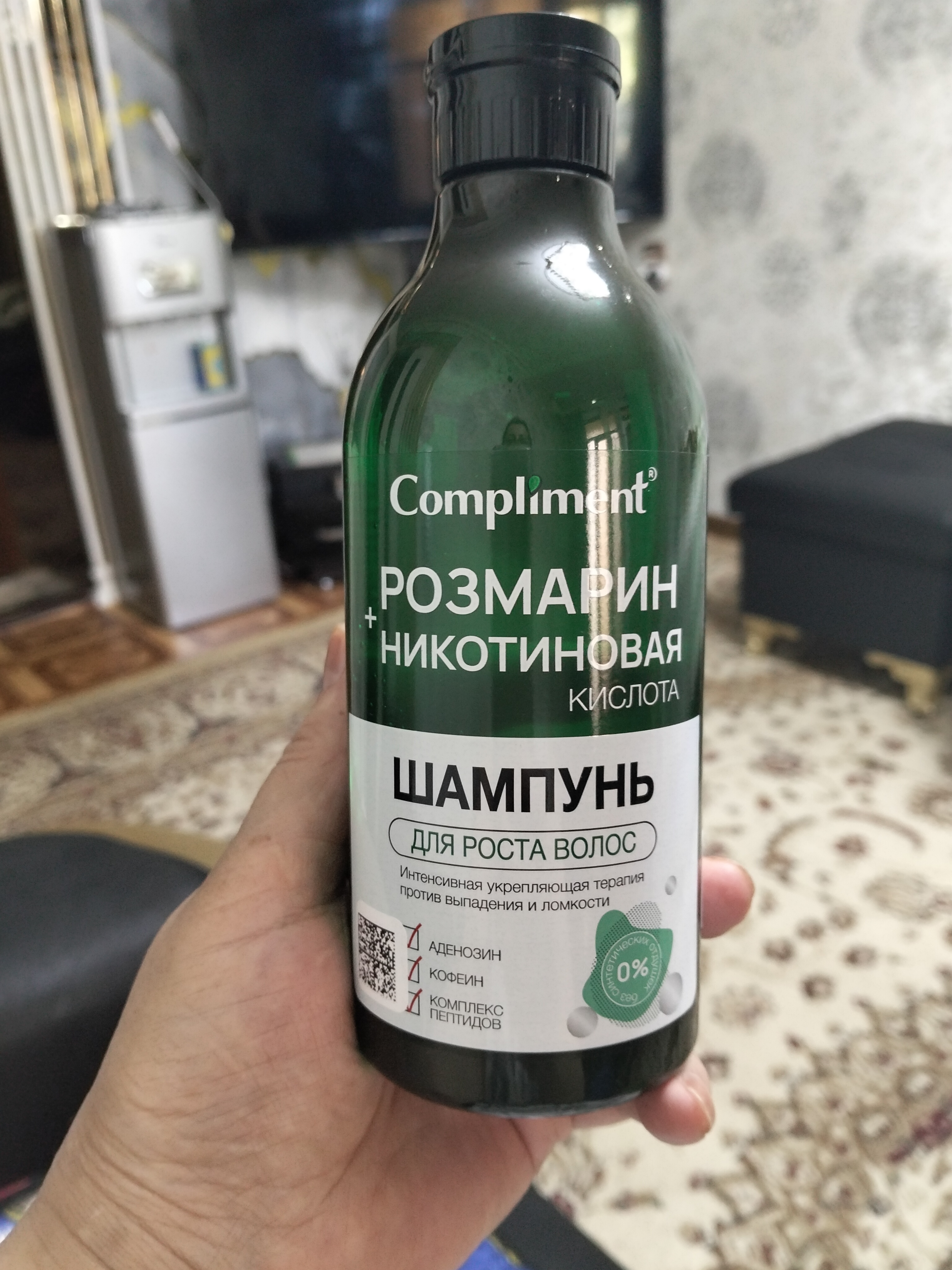 Soch o‘sishi uchun shampun Compliment, rozmarin va nikotin kislotasi bilan, 400 ml