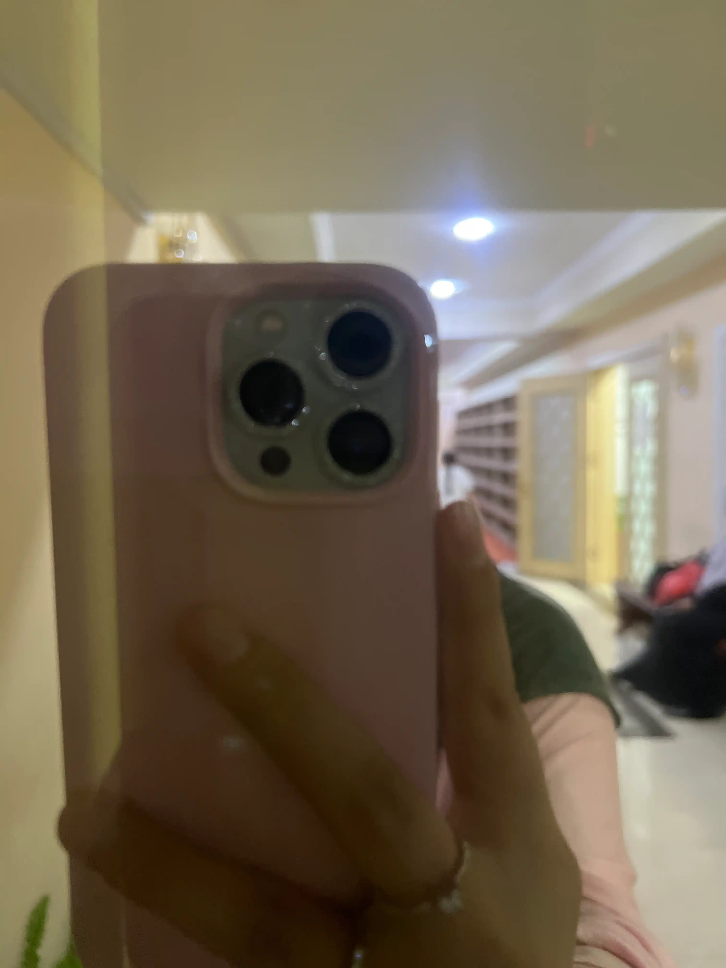 Защитное стекло с камнями для камеры iPhone 11/12/13/14/15/16/17 Pro, Pro Max