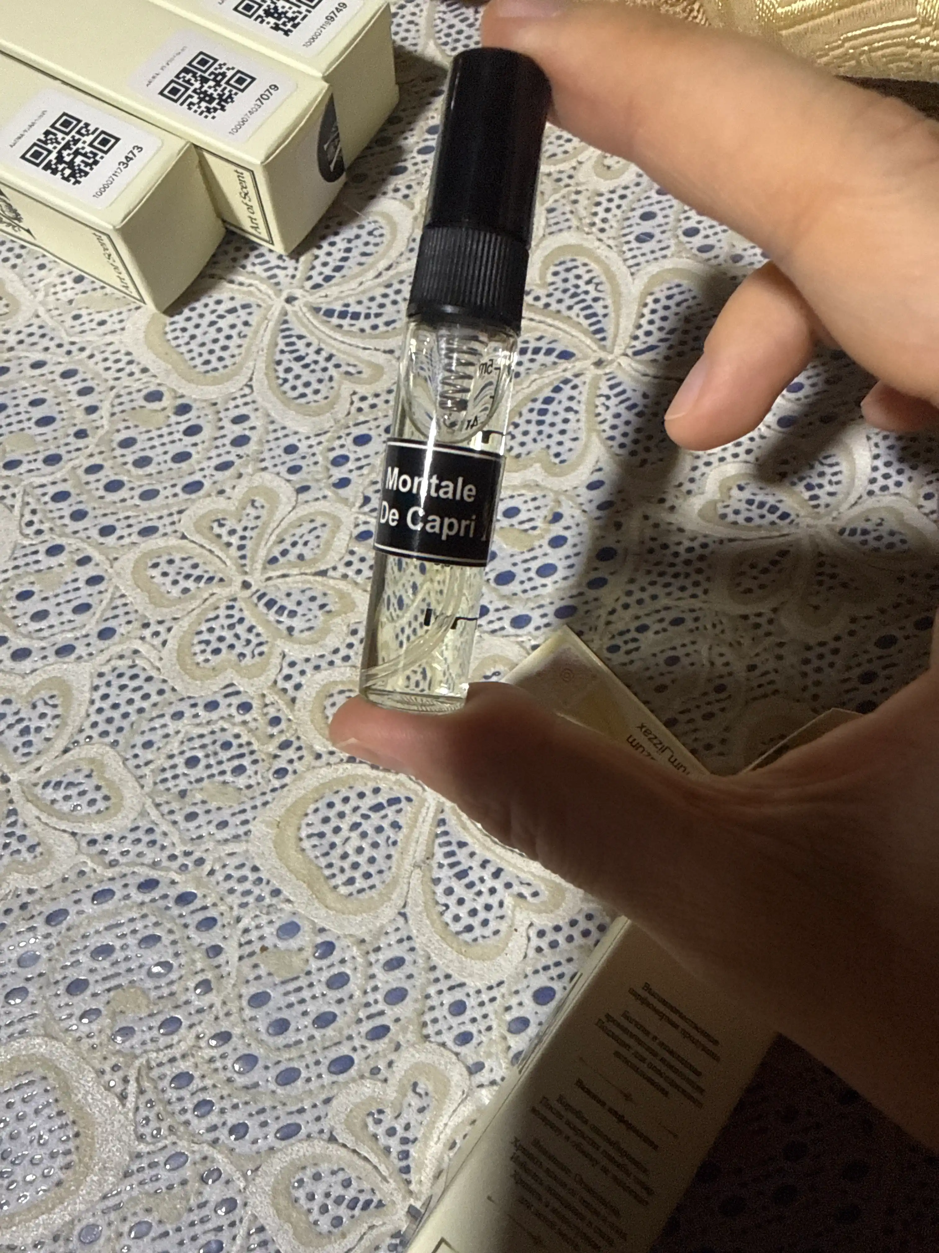 Atirlar ayollar, va erkaklar uchun xarfasl uchun Montale Soleil de Capri   unisex parfum