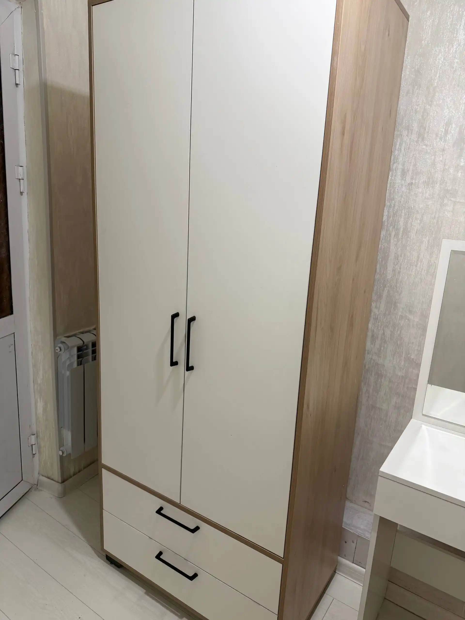 Comfort 2 eshikli kiyim shkafi 200×80×50 sm, LDSP Rossiya