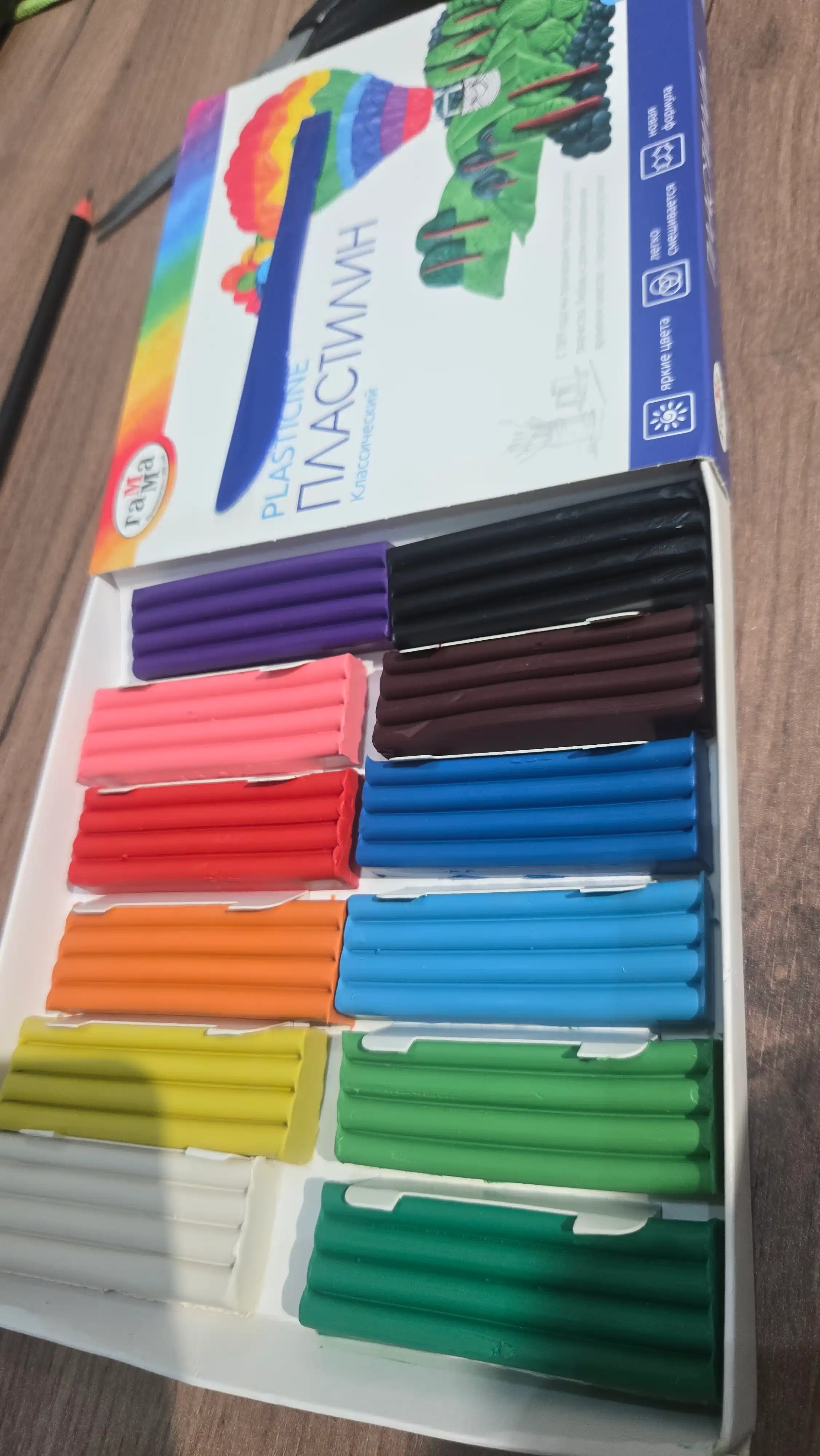 Plastilin Gamma "Klassik", 12 rang, 240g., stack bilan, karton qadoqlash, 281033