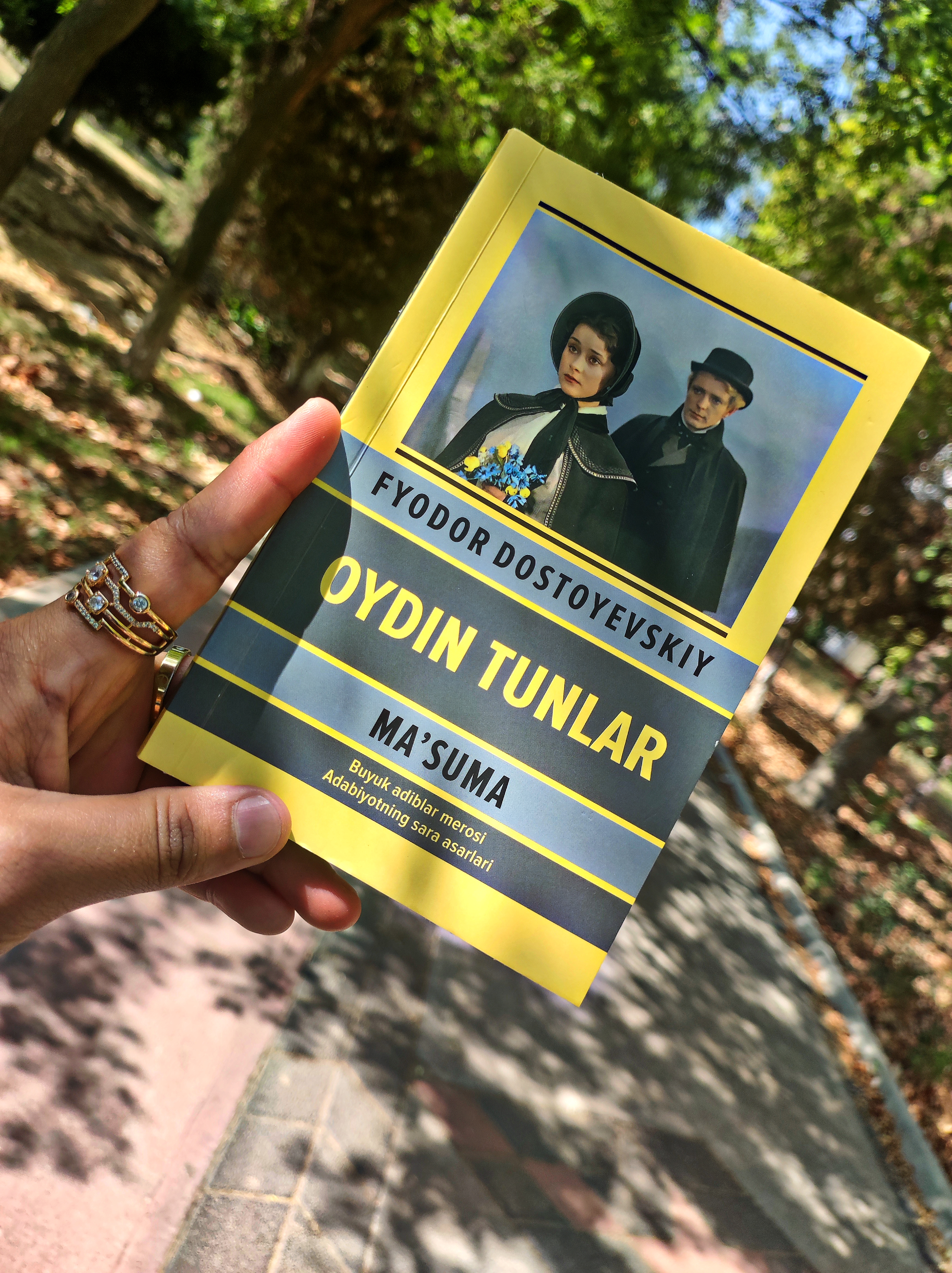 Oydin tunlar — Fyodor Dostoyevskiy