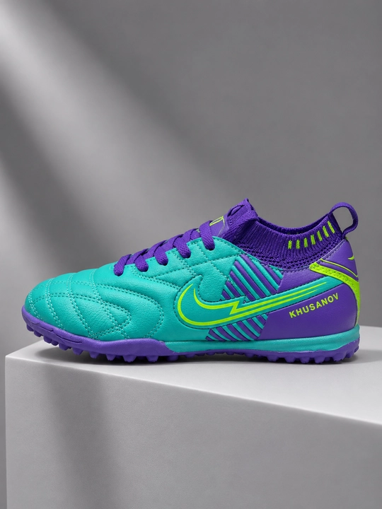 Bolalar uchun Nike Kusanov futbol butsasi, mini shipli, mashg‘ulot va o‘yin uchun, 27–32
