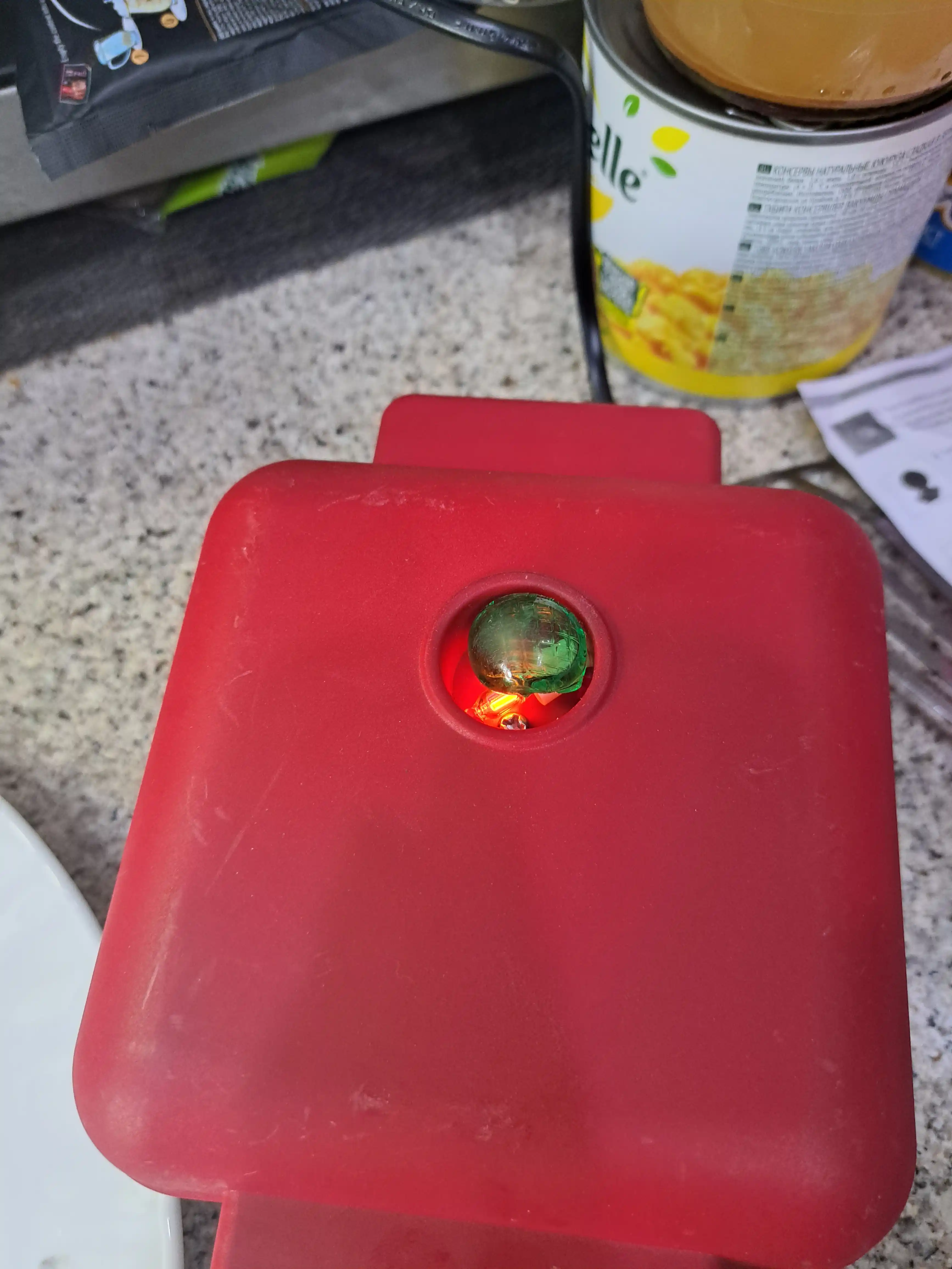 Vena va Belgiya vaflilari uchun mini elektr vafli pishirgich, kuyishga qarshi qoplamali