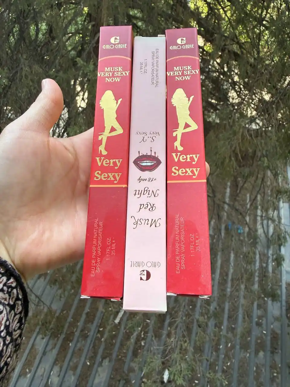 Ayollar atiri — atirlar orasidan ayni siz uchun! Ayollar atirlari bu yerda