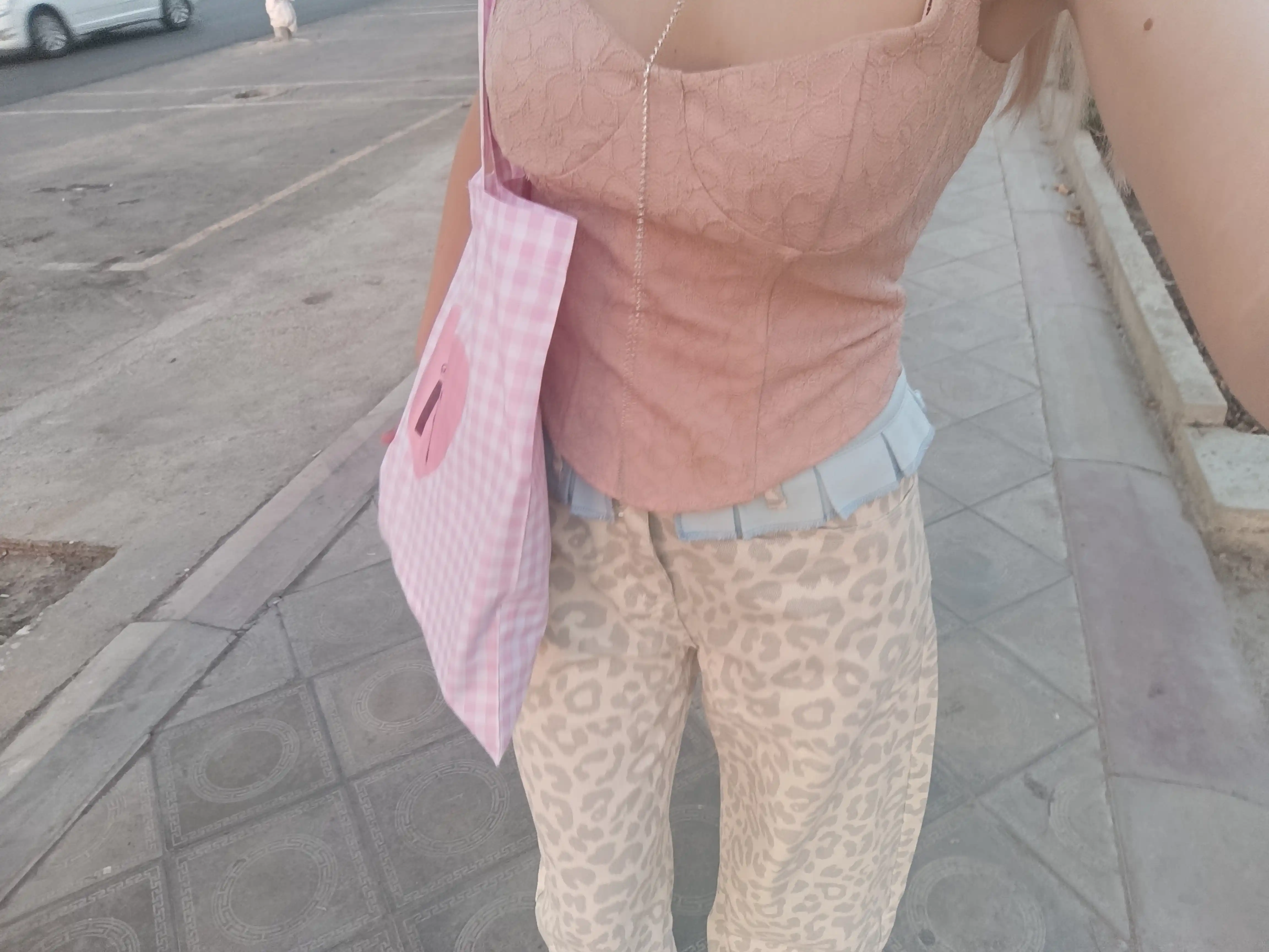 Retro American style uslubidagi leopard printli ayollar keng jinsi shimlari