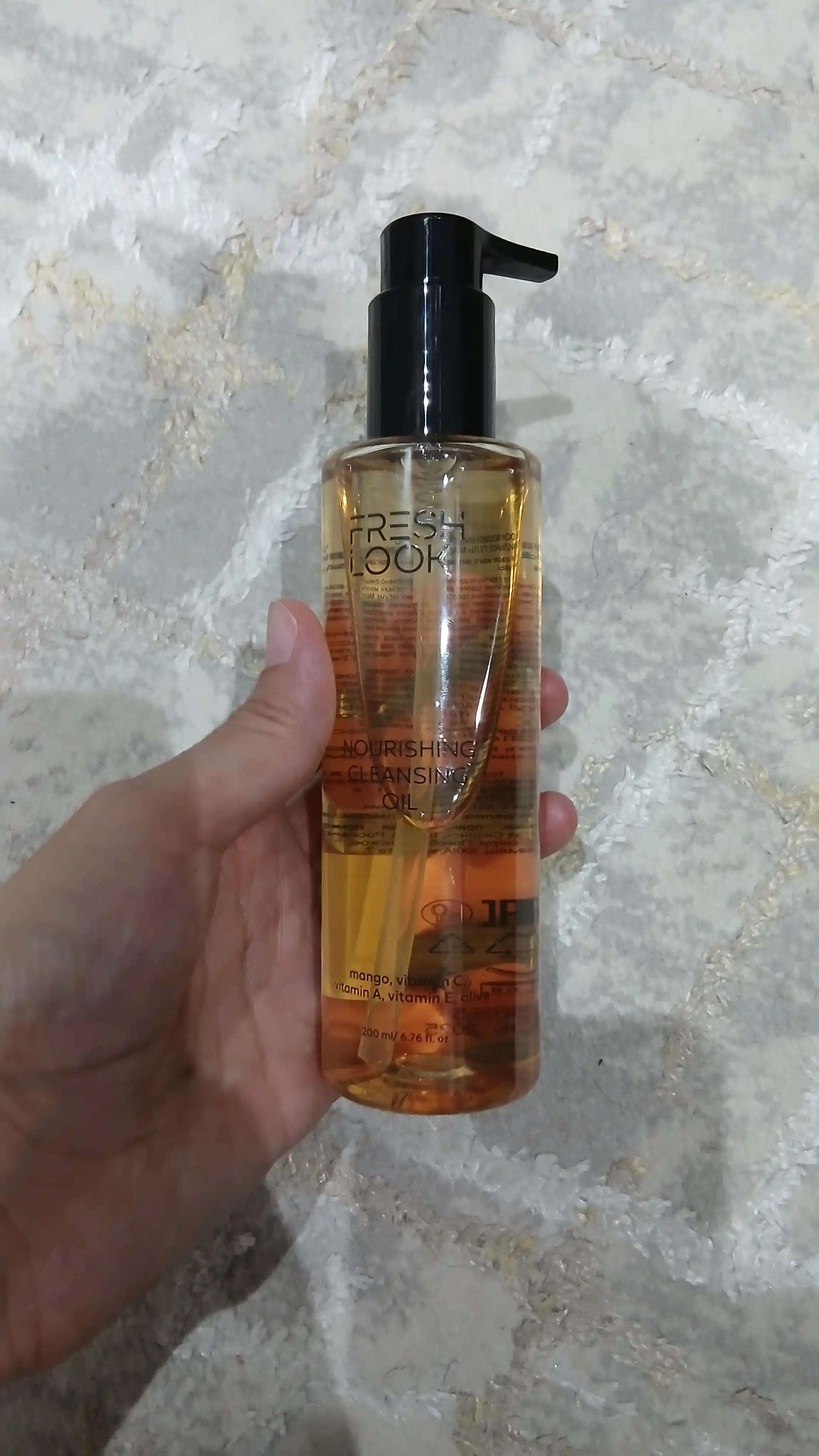 Гидрофильное гель-масло для умывания FRESH LOOK NOURISHING CLEANSING OIL, 200 мл