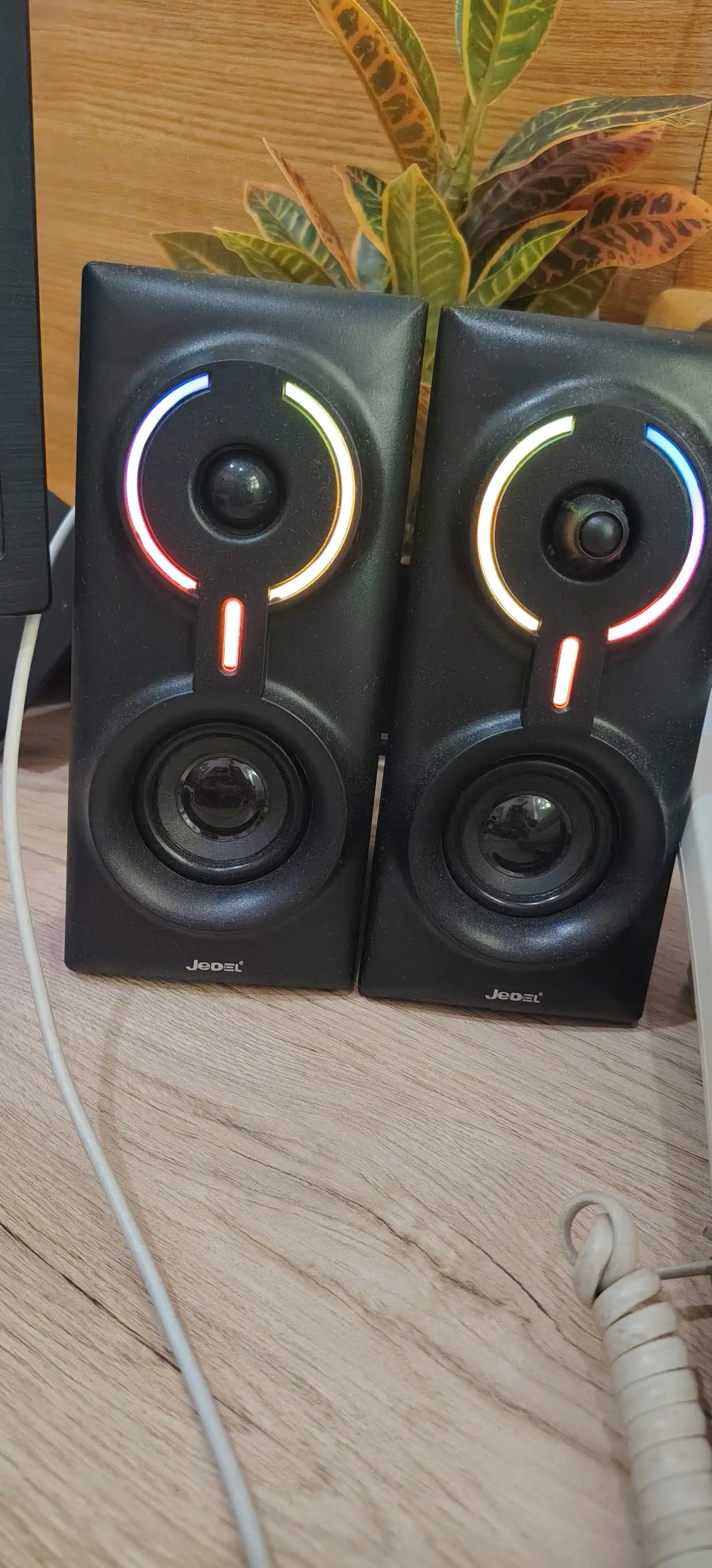 Колонка для компьютера и ноутбука, сабвуфер с подсветкой RGB, для офиса и для геймеров