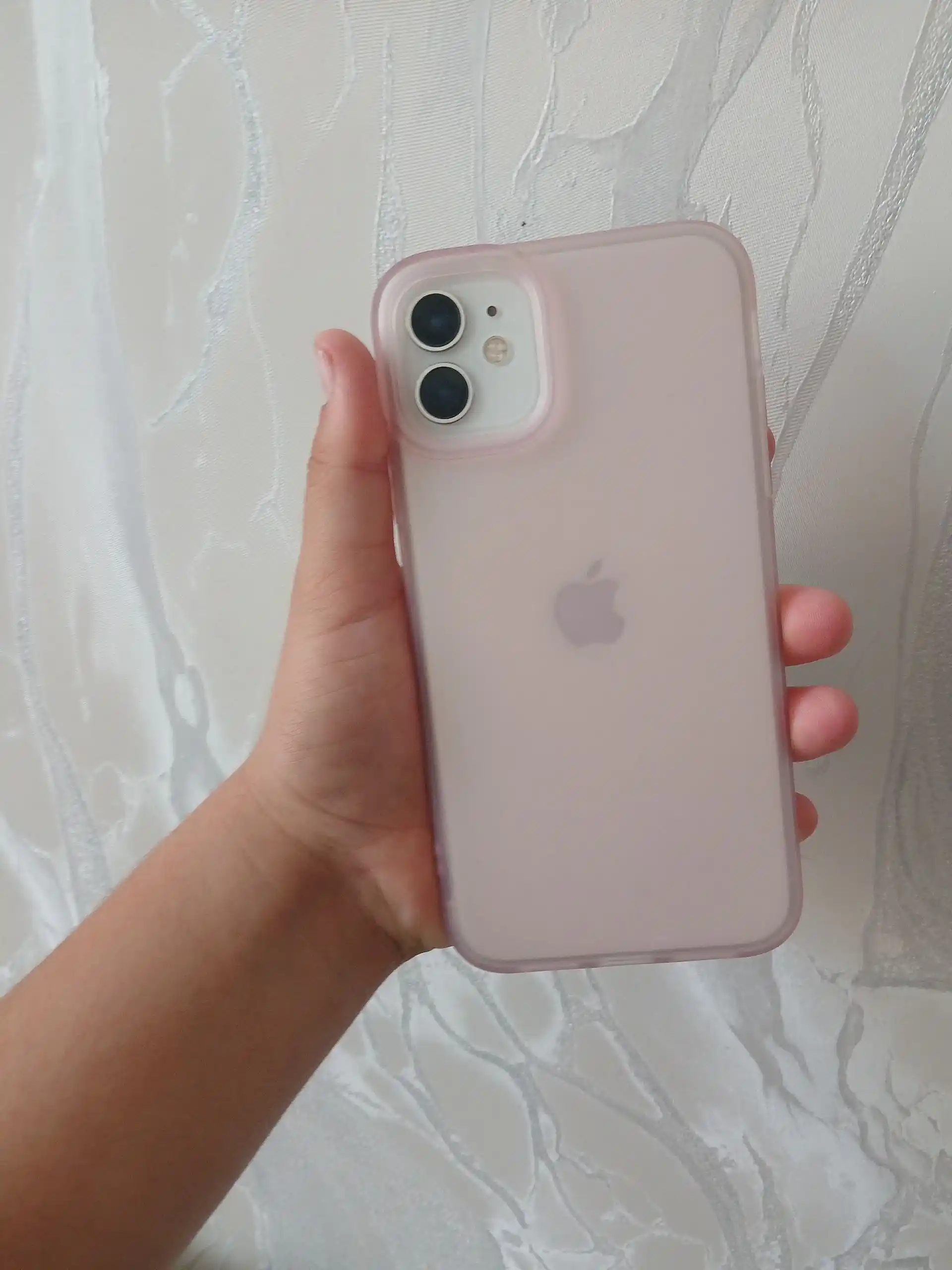 Chexol iPhone 11,12,13,14,15,16,Pro,Max,Plus,Mini uchun silicon