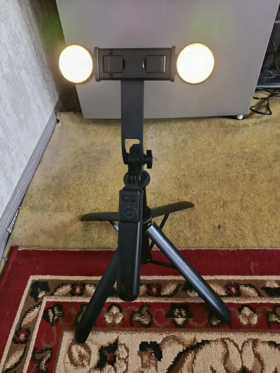 Shtativ telefon, 180 sm 9 tasi 1 da, 2ta LED chiroq & Bluetooth: monopod, selfi tayoqchasi