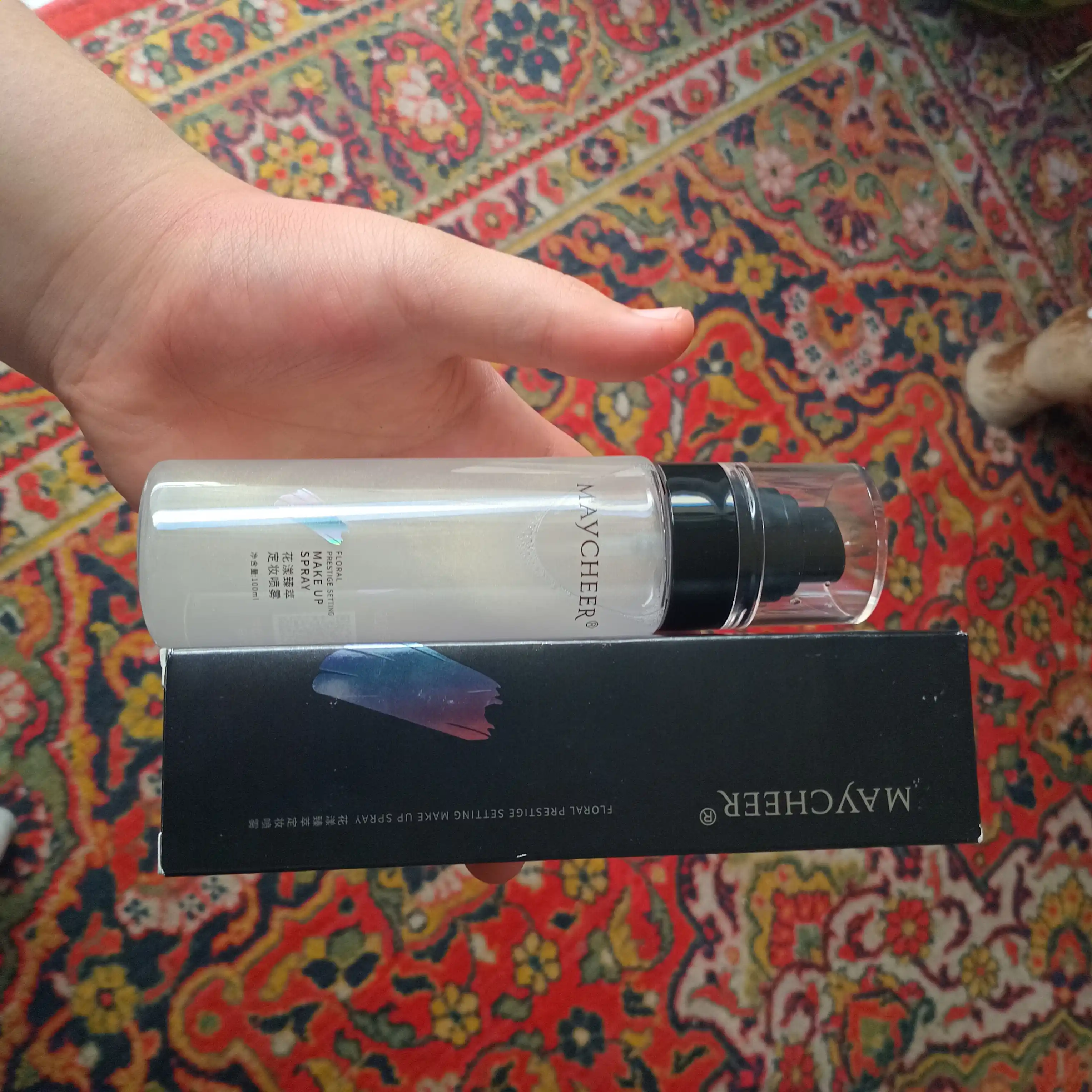 Mukammal pardoz uchun "Maycheer" fiksatsiyalovchi spreyi, 100 ml